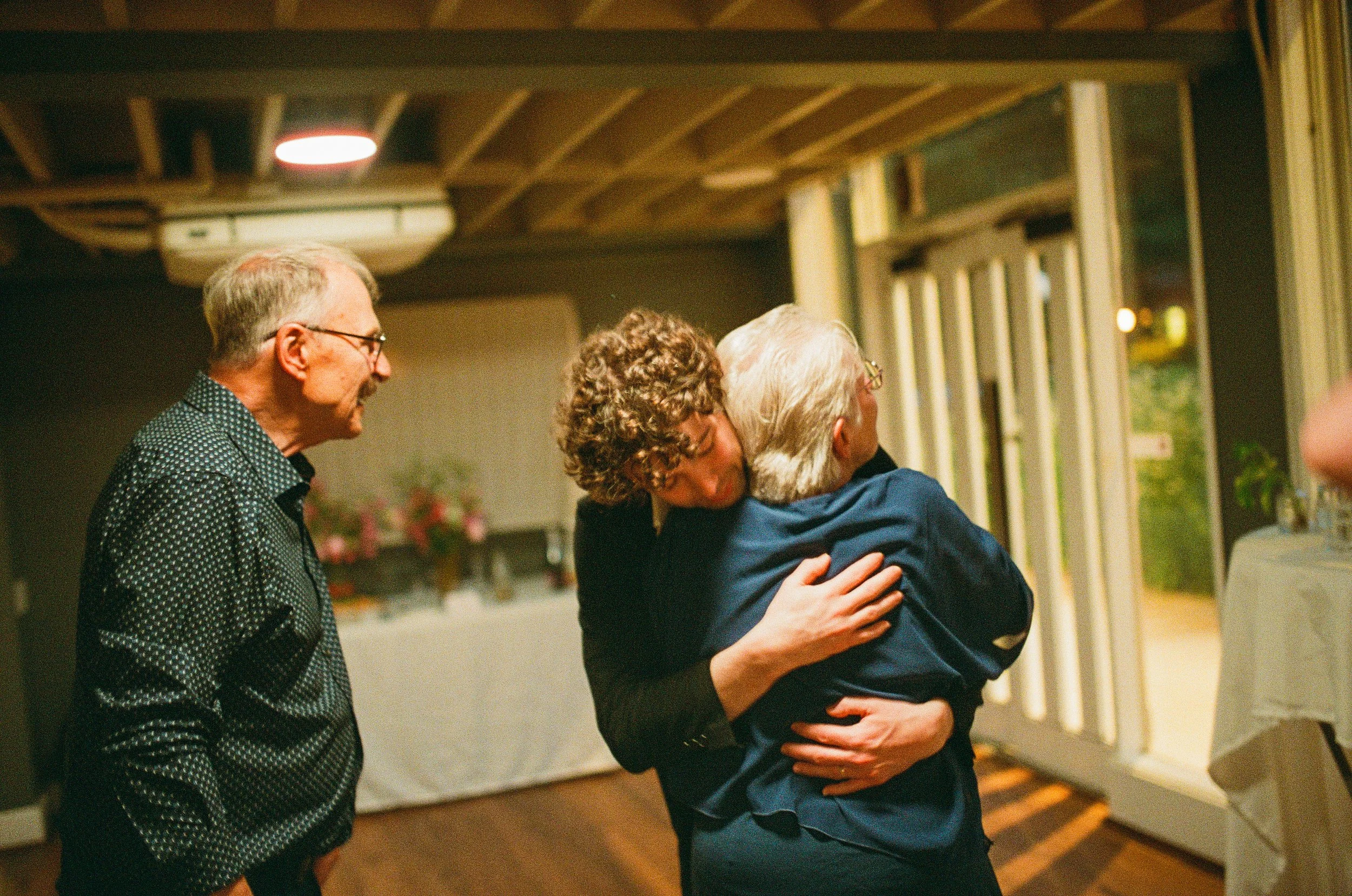 Maura & Macenzie-Portra400&800-05-16-26-209.jpg