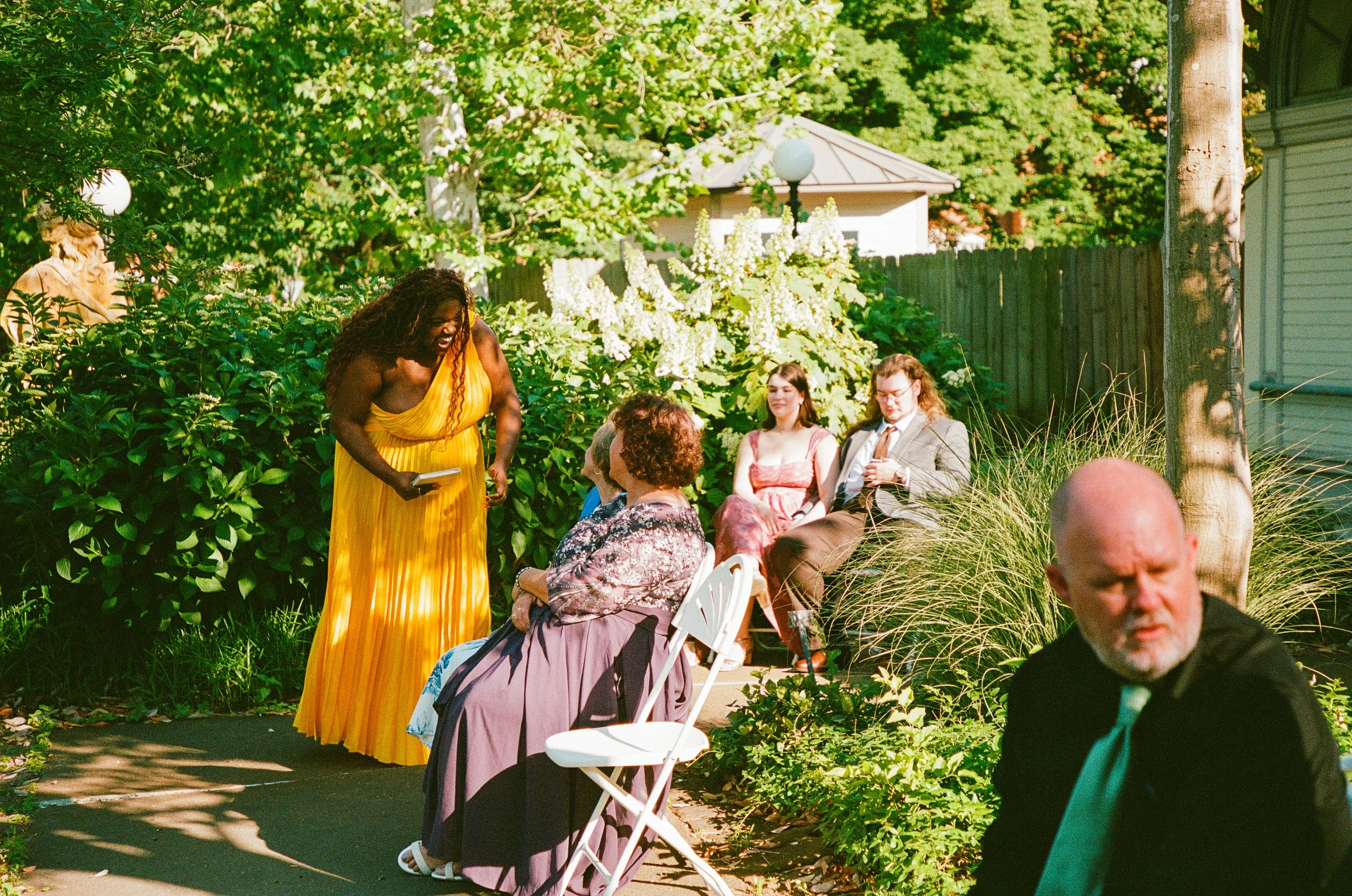 Maura & Macenzie-Portra400&800-05-16-26-51.jpg