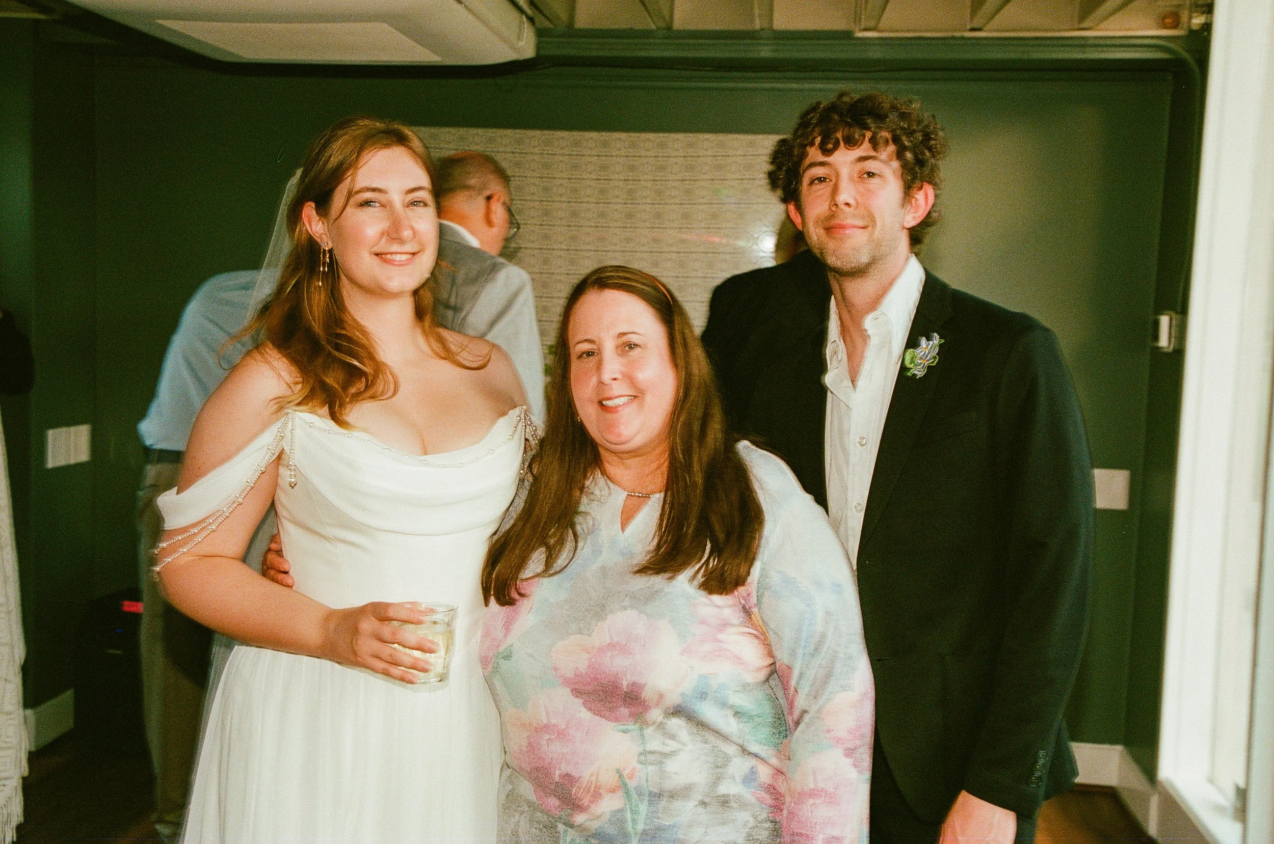 Maura & Macenzie-Portra400&800-05-16-26-138.jpg