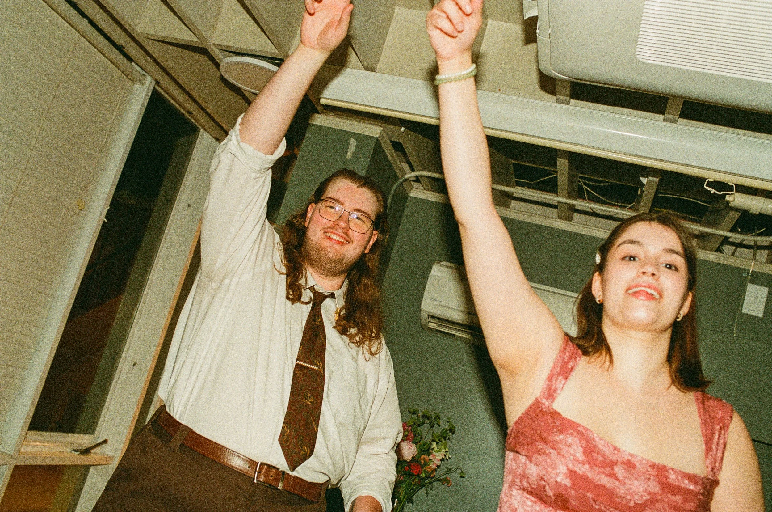 Maura & Macenzie-Portra400&800-05-16-26-222.jpg