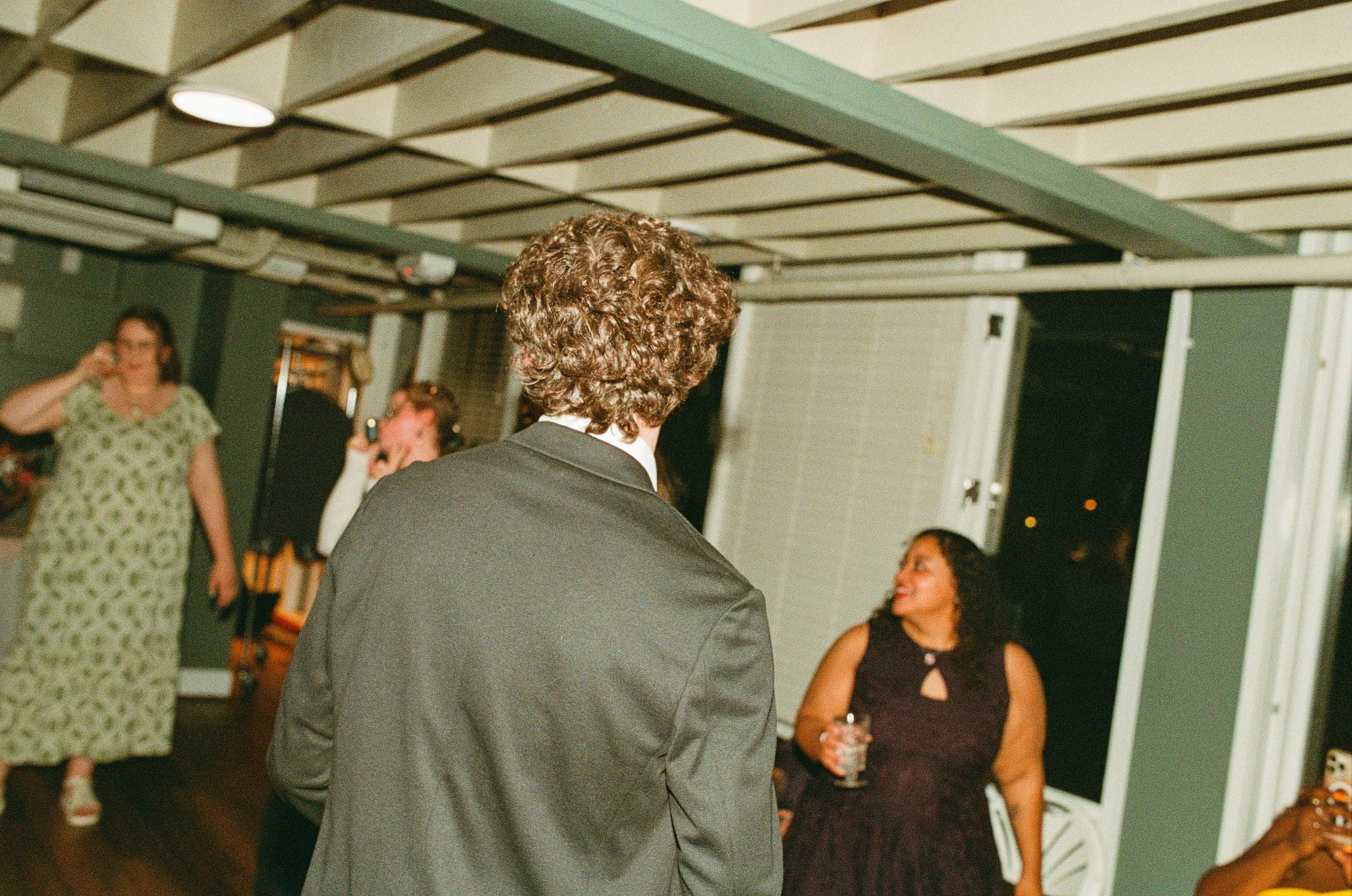 Maura & Macenzie-Portra400&800-05-16-26-242.jpg