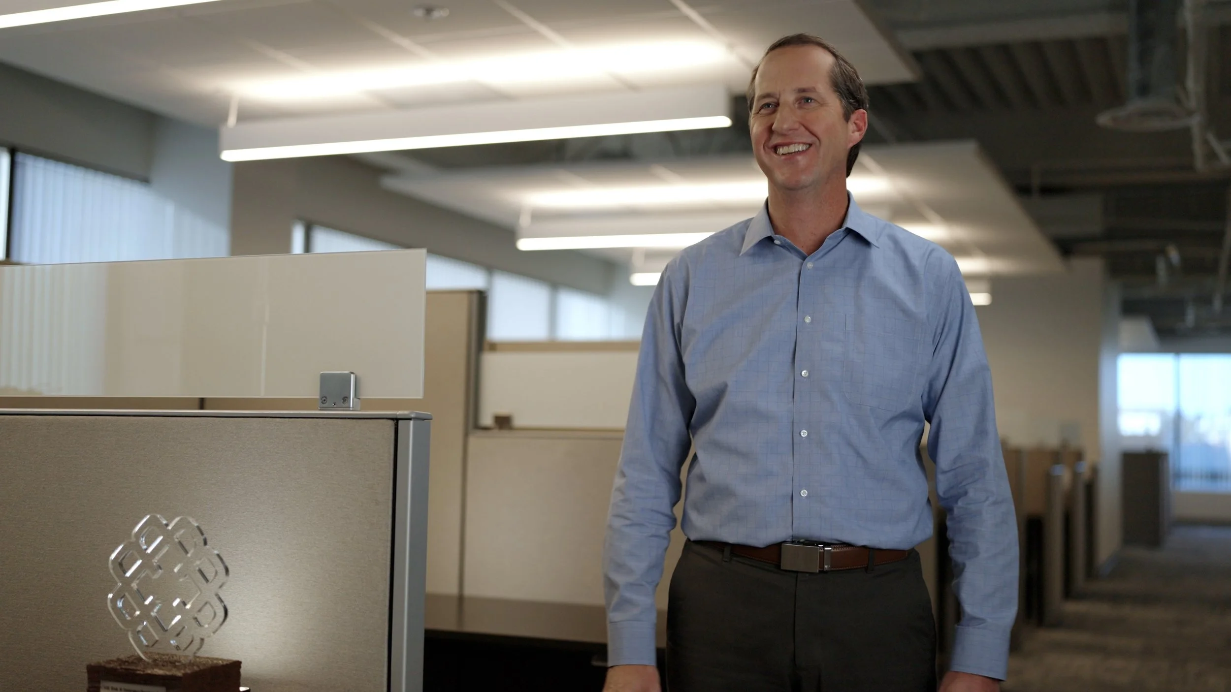 241114_CMR_Organizing.02_56_32_19.Still002 2.jpg