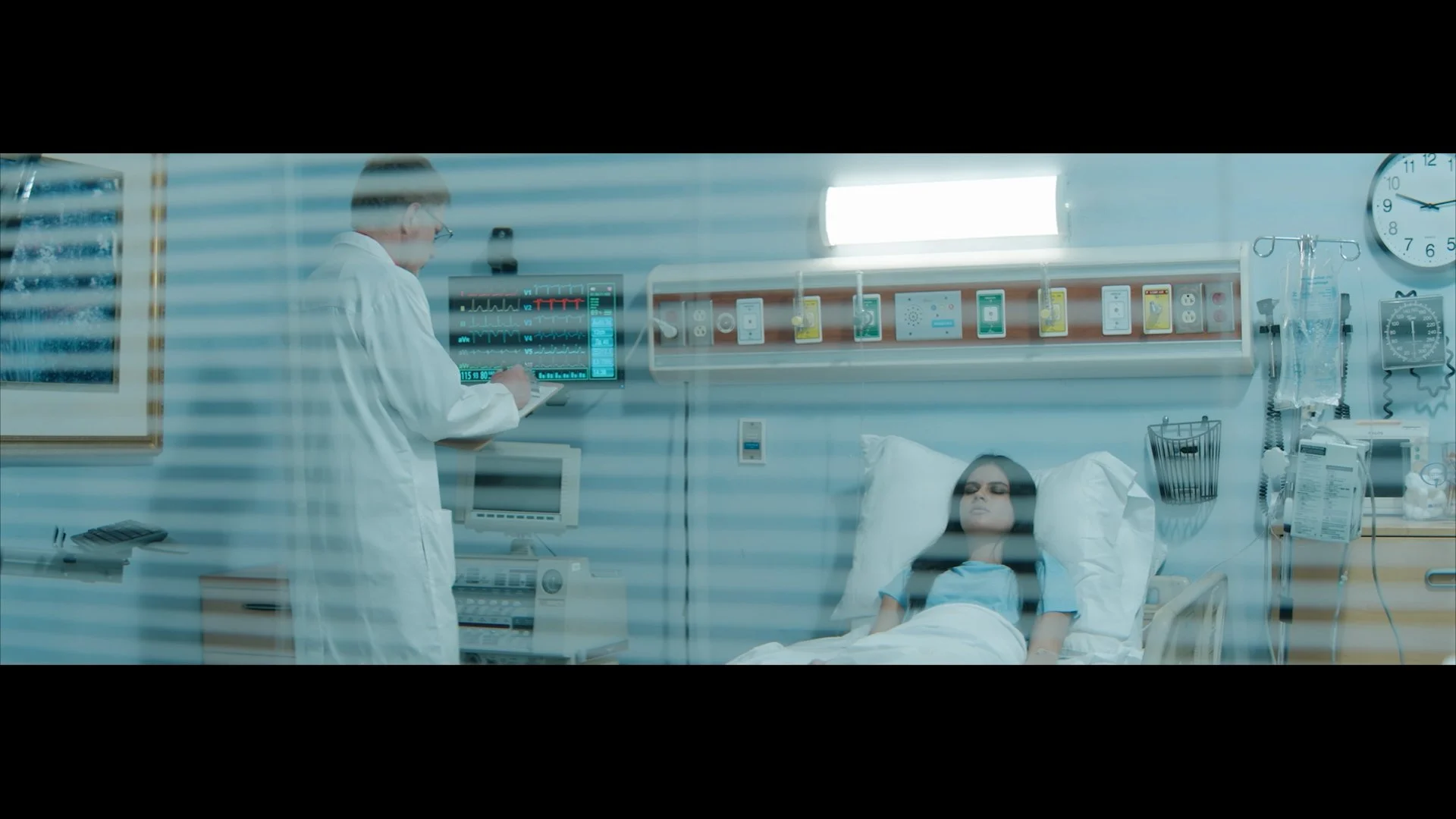 Punkture - Cannes - Short Film Category - 1080_50MBPS.mp4.01_12_27_04.Still008.jpg