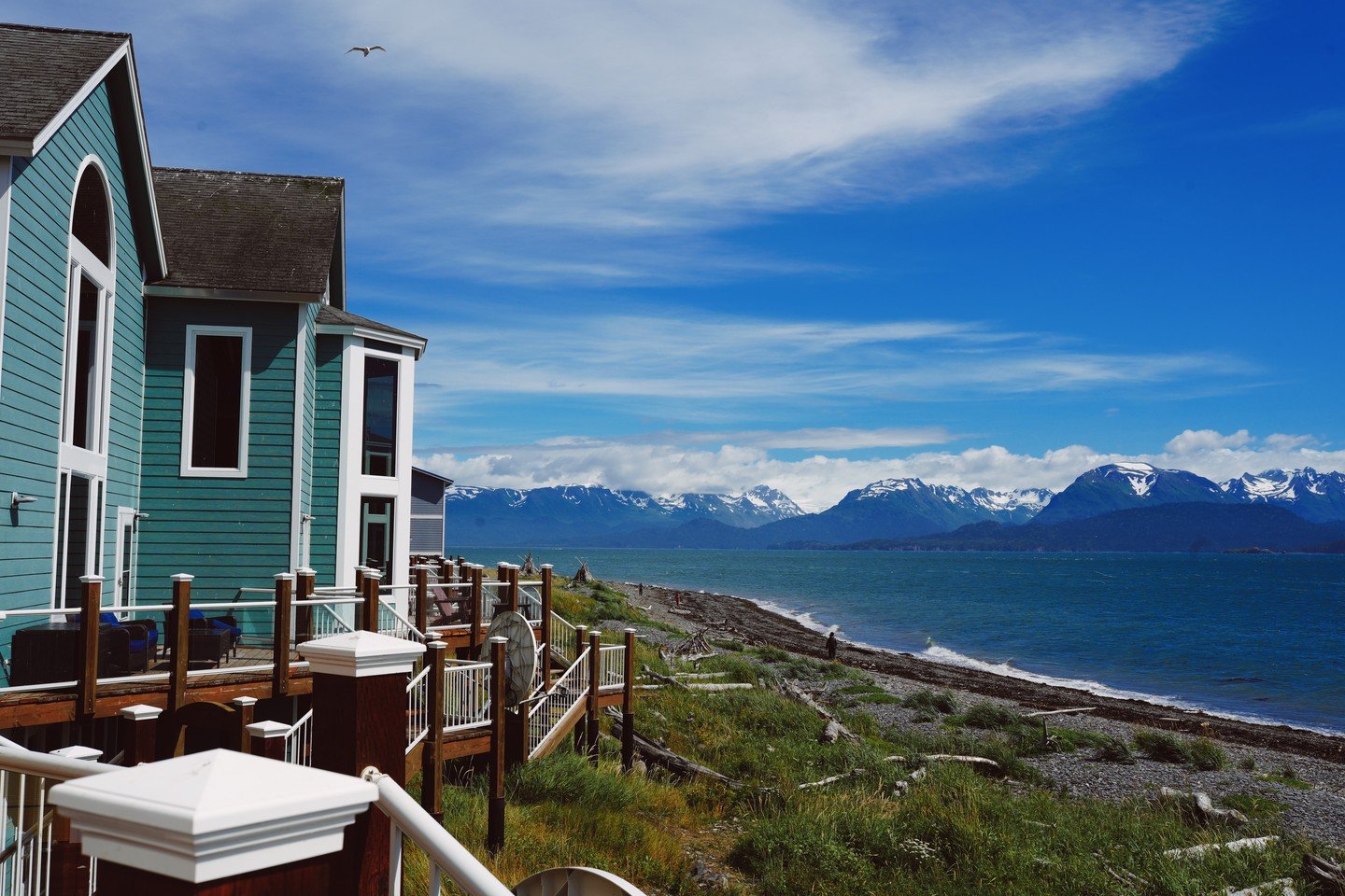 Manifesting summer views while we shovel our driveways&hellip;

Book now and give yourself something warm to look forward to.

#LakeshoreHomer #HomerAlaska