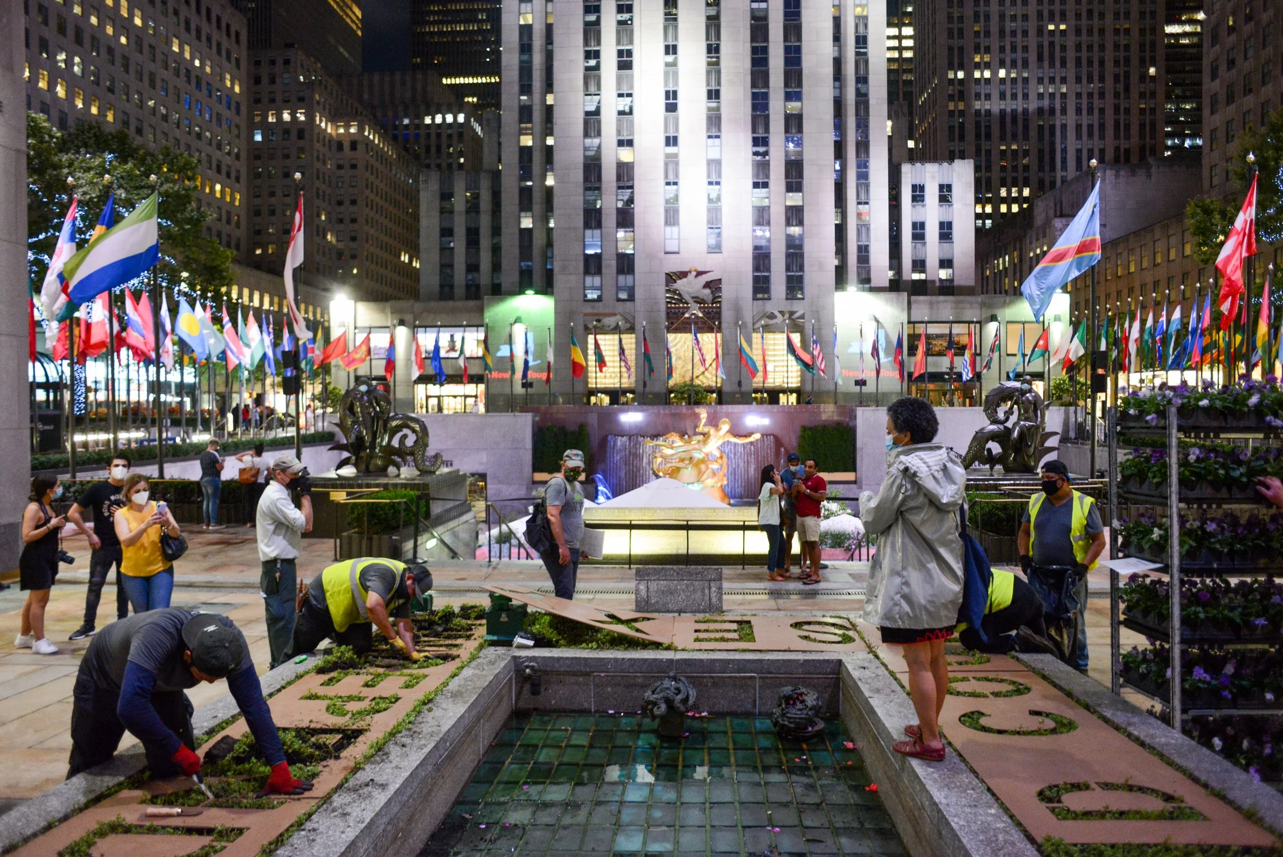 Ghada Amer-Frieze Sculpture-Rockefeller Center-3.jpg