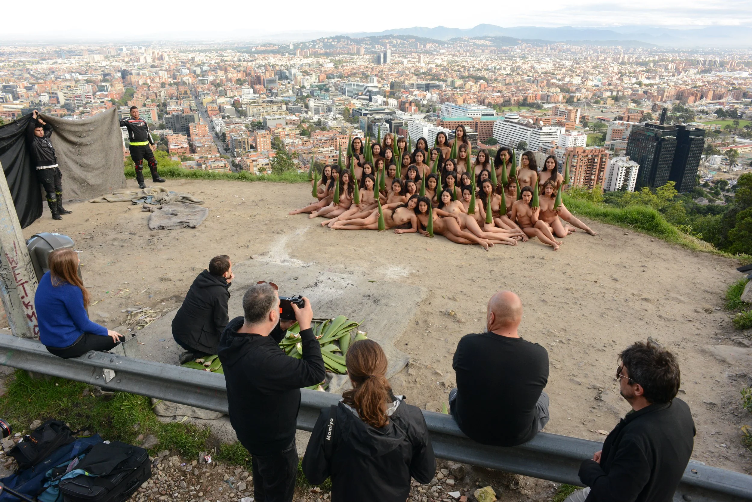 0040_Spencer Tunick-Bogota-222.jpg