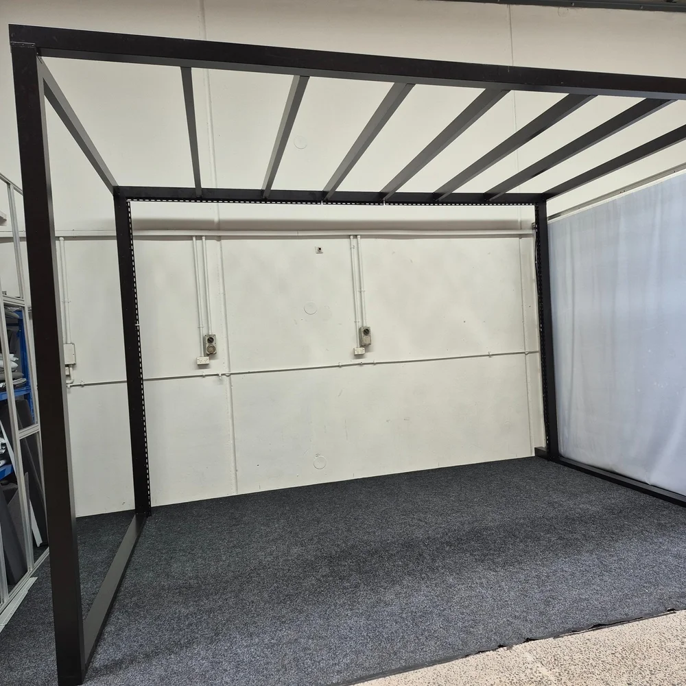 Free standing frame enclosure