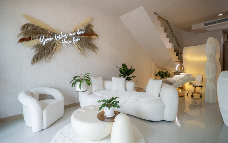 Reception lounge at Lashes Boudoir Jomtien, Pattaya