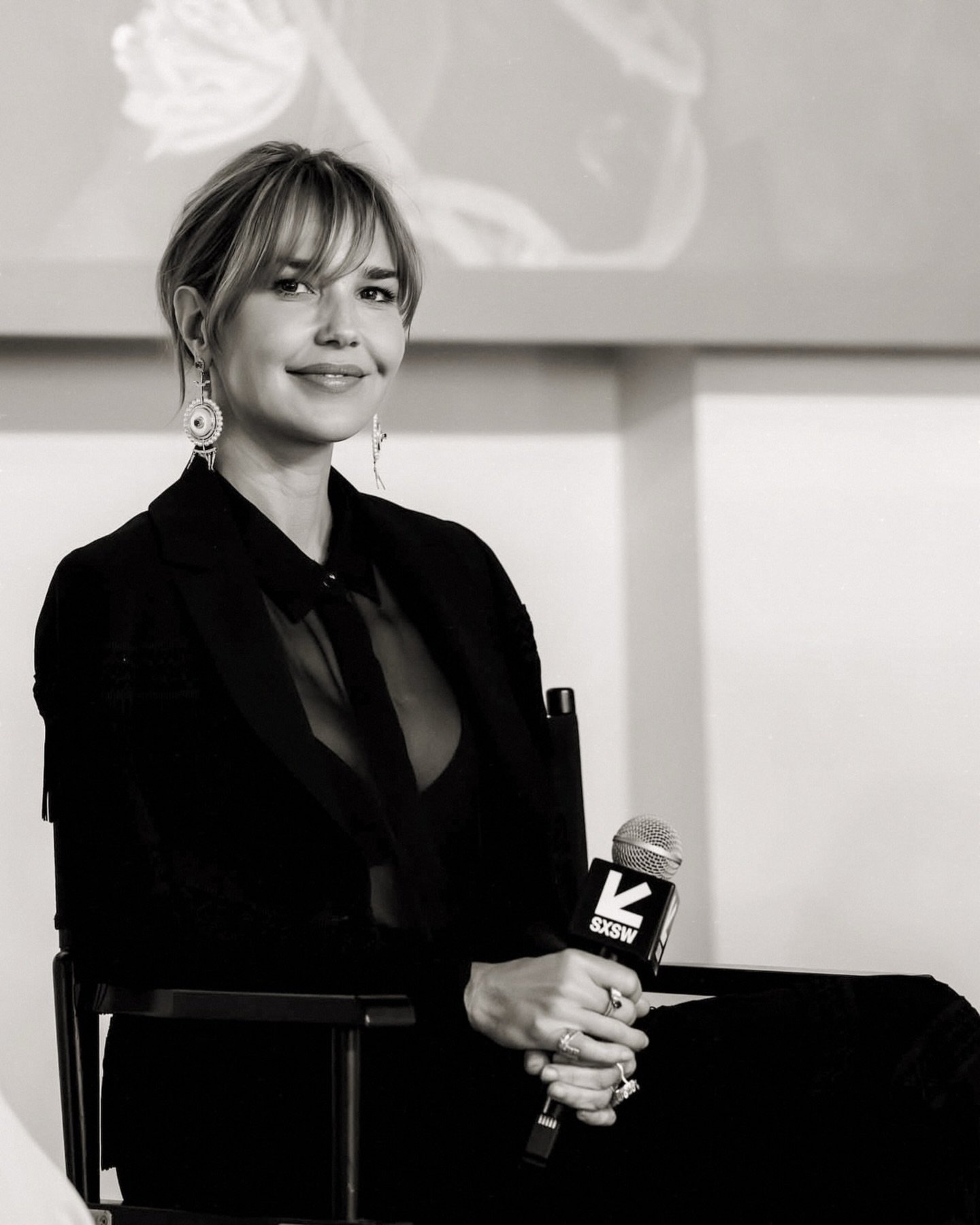 Press day with @ariellekebbel for @marshalscbs SXSW 🤍

Hair @sky.kxm 
Makeup @nicolewalmsley 
Using favorites from @politesocietybeauty @darkswanofdenmark @purcosmetics @merit @therabodybeauty 
@thewallgroup | #twgartists #ariellekebbel