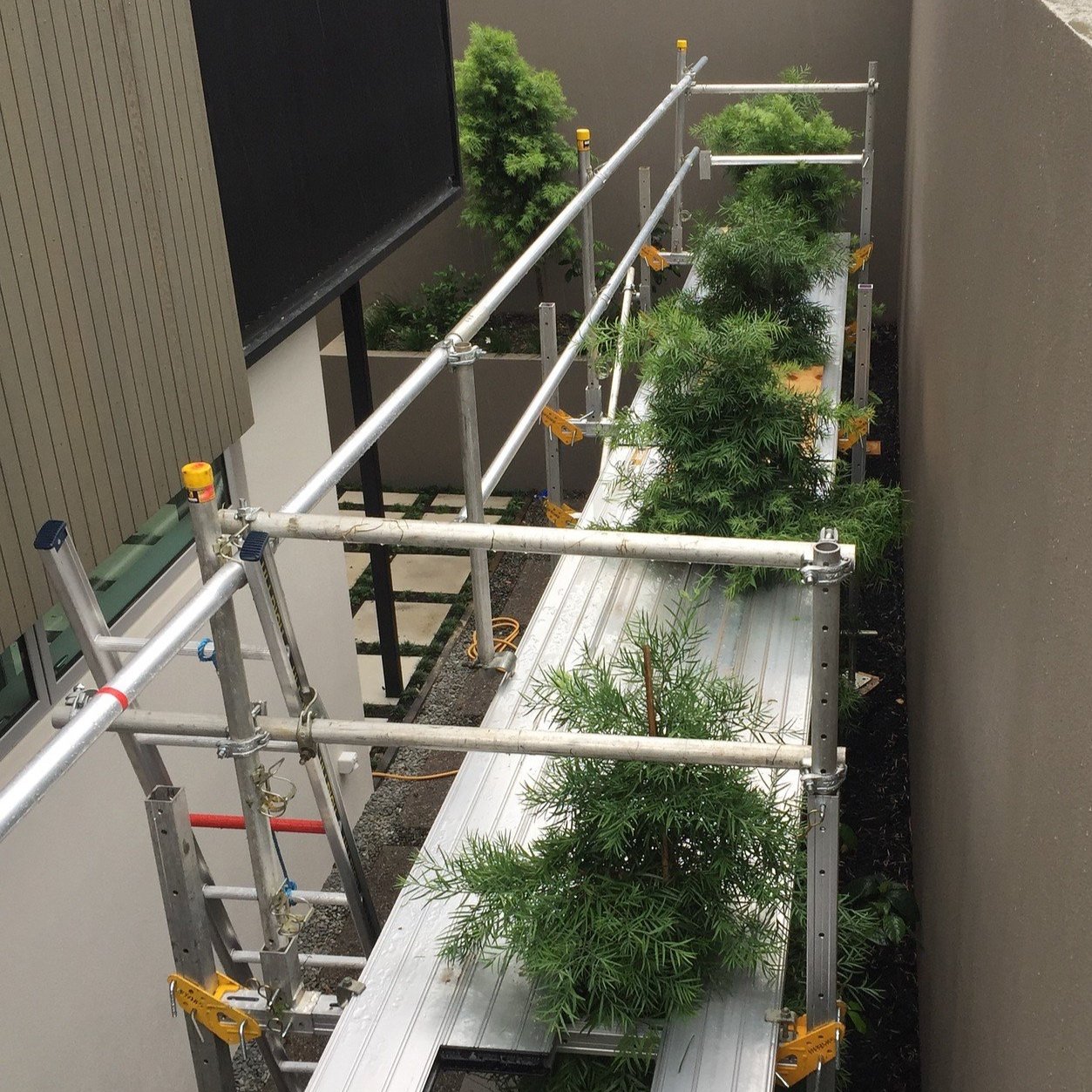 An image of INTAKS Scaffolding on-site