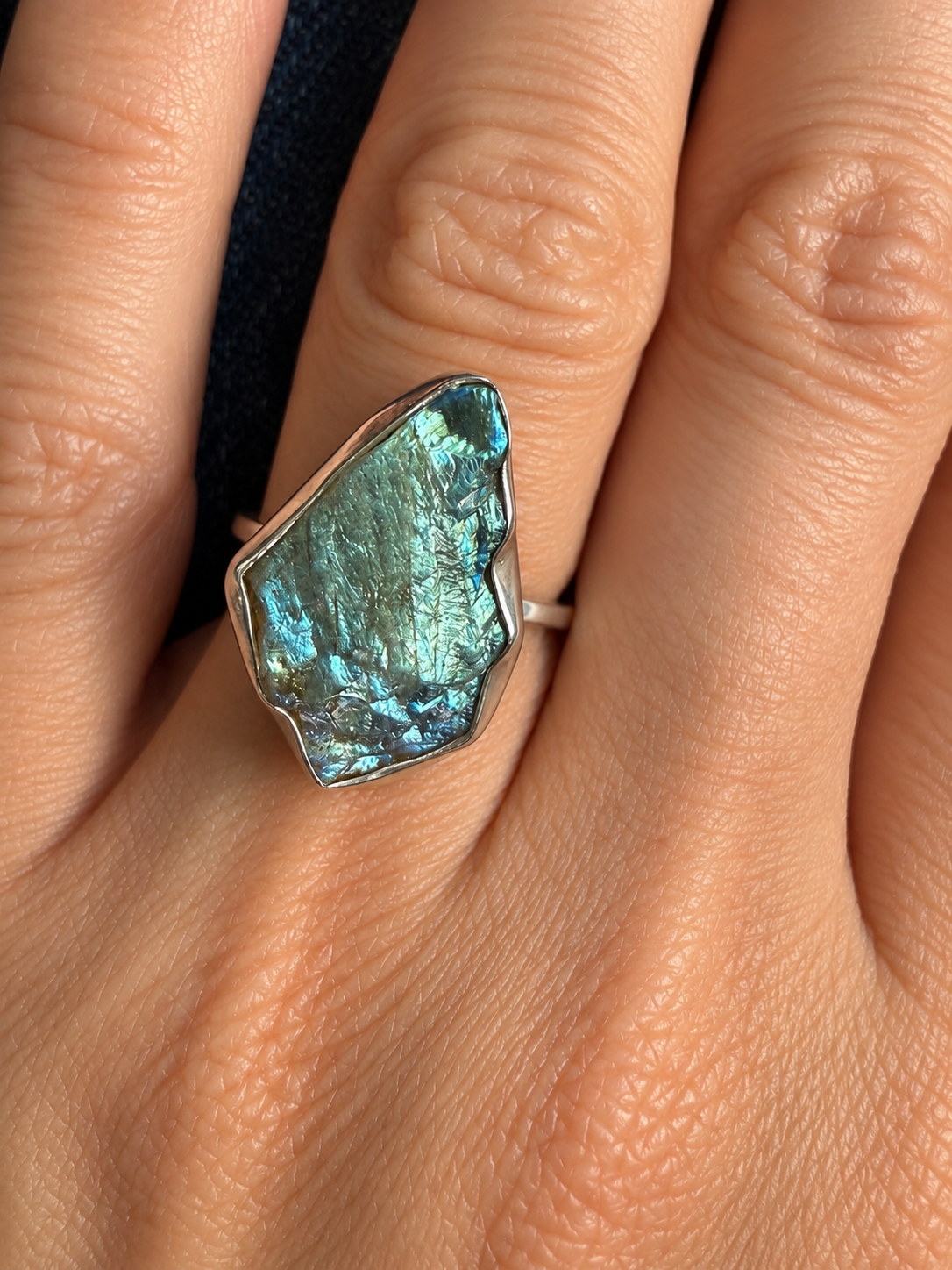 Labradorite fine band ring