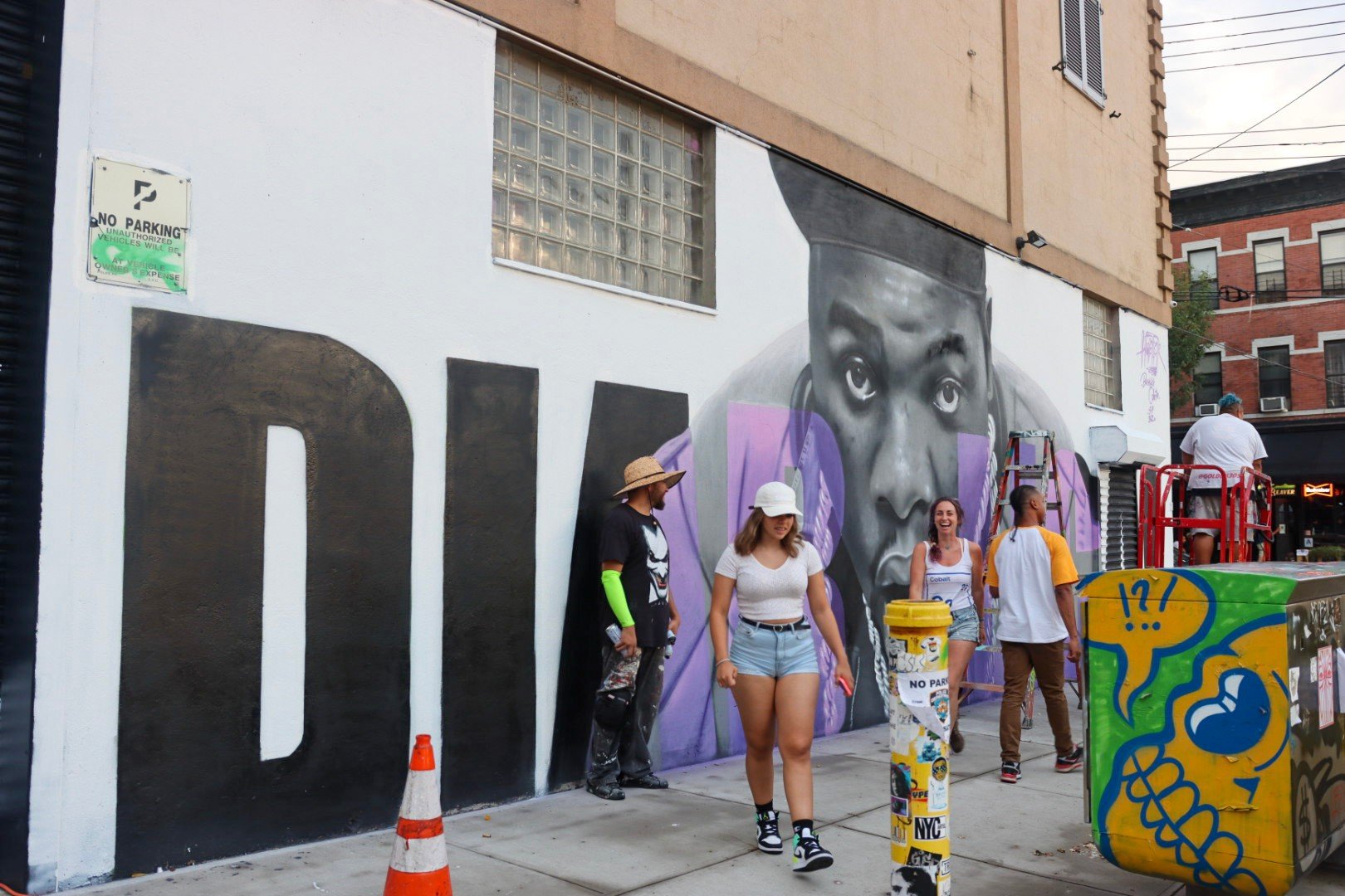 Artist, Hue Tek. Biz Markie mural, BK