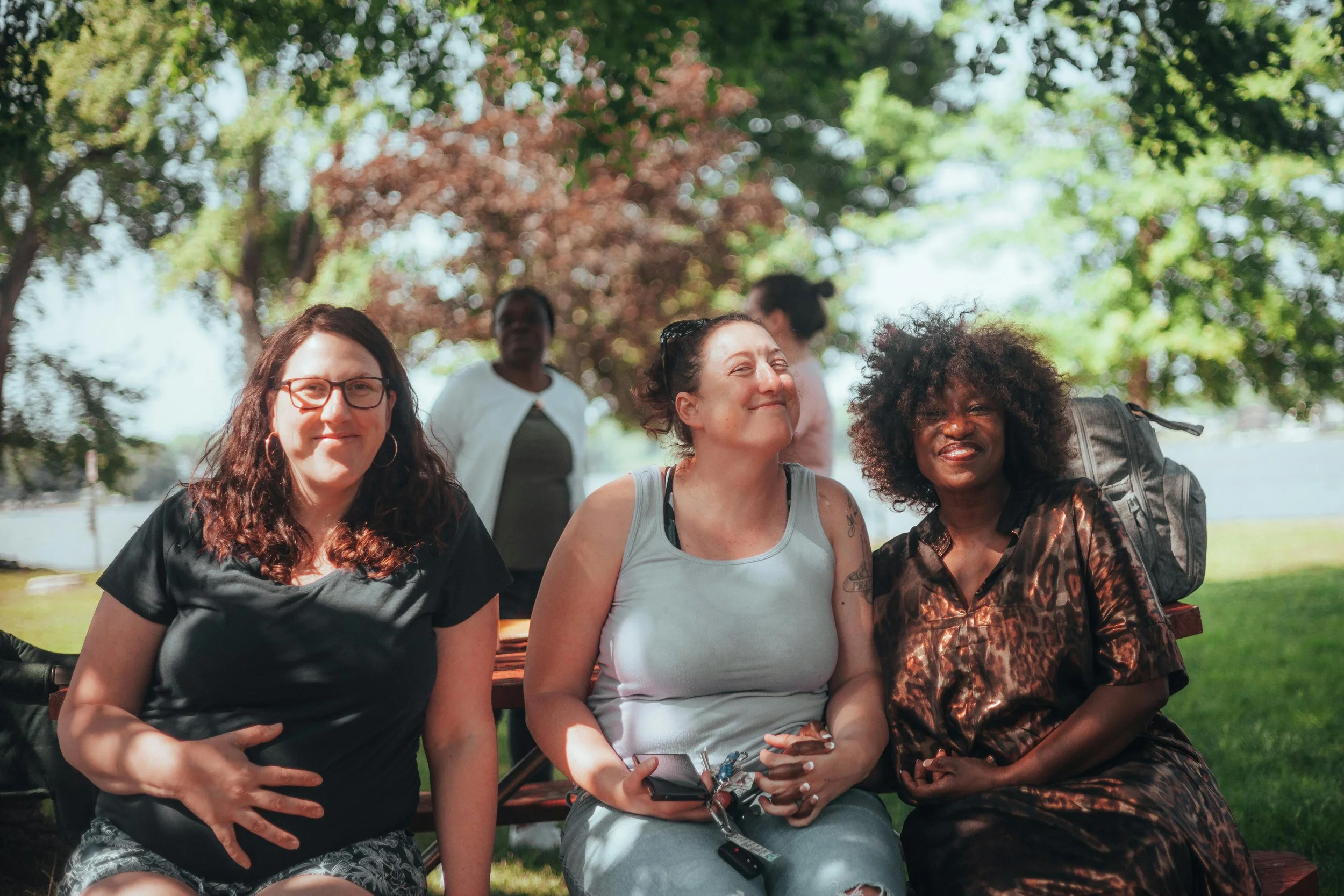 Support Options for Moms During Pregnancy & Postpartum-Group of moms sitting together