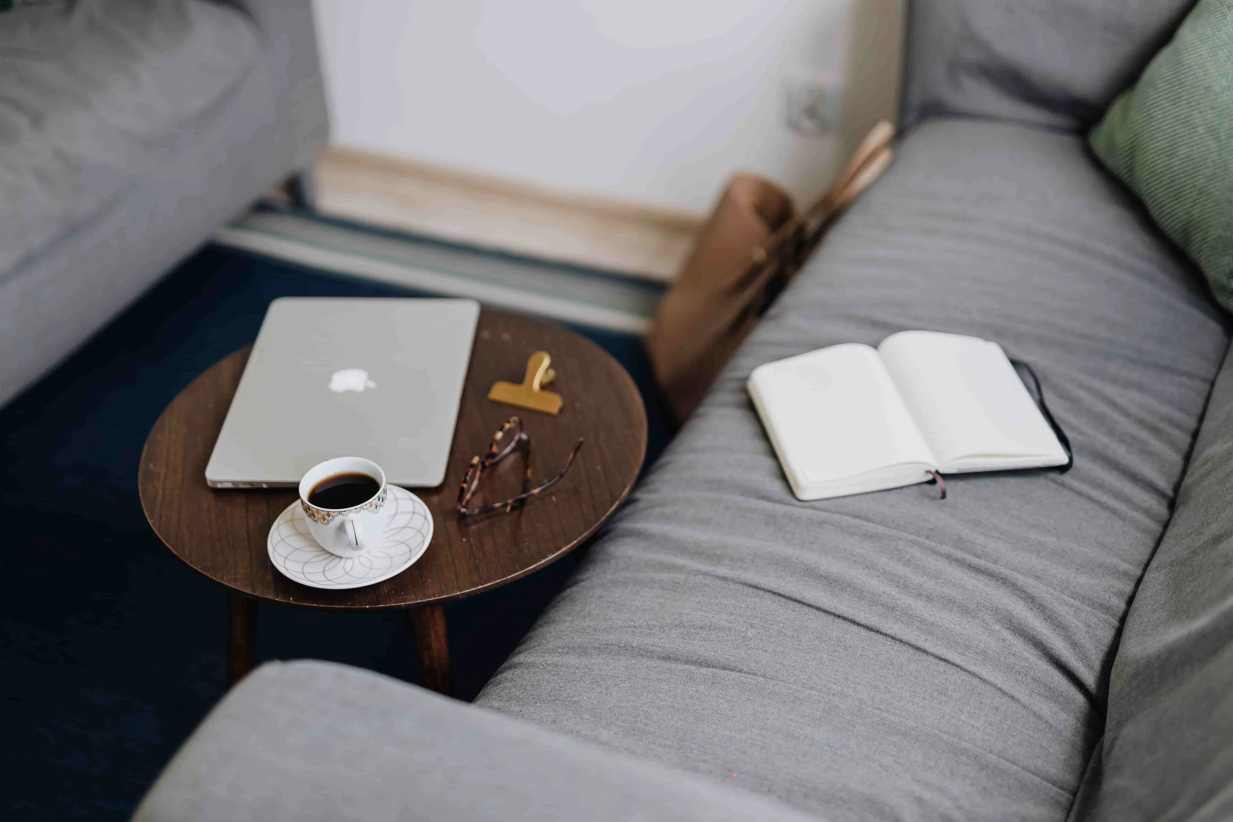 Journal on a couch in EMDR Intensive setting - Could an EMDR Intensive Help with Birth Trauma?