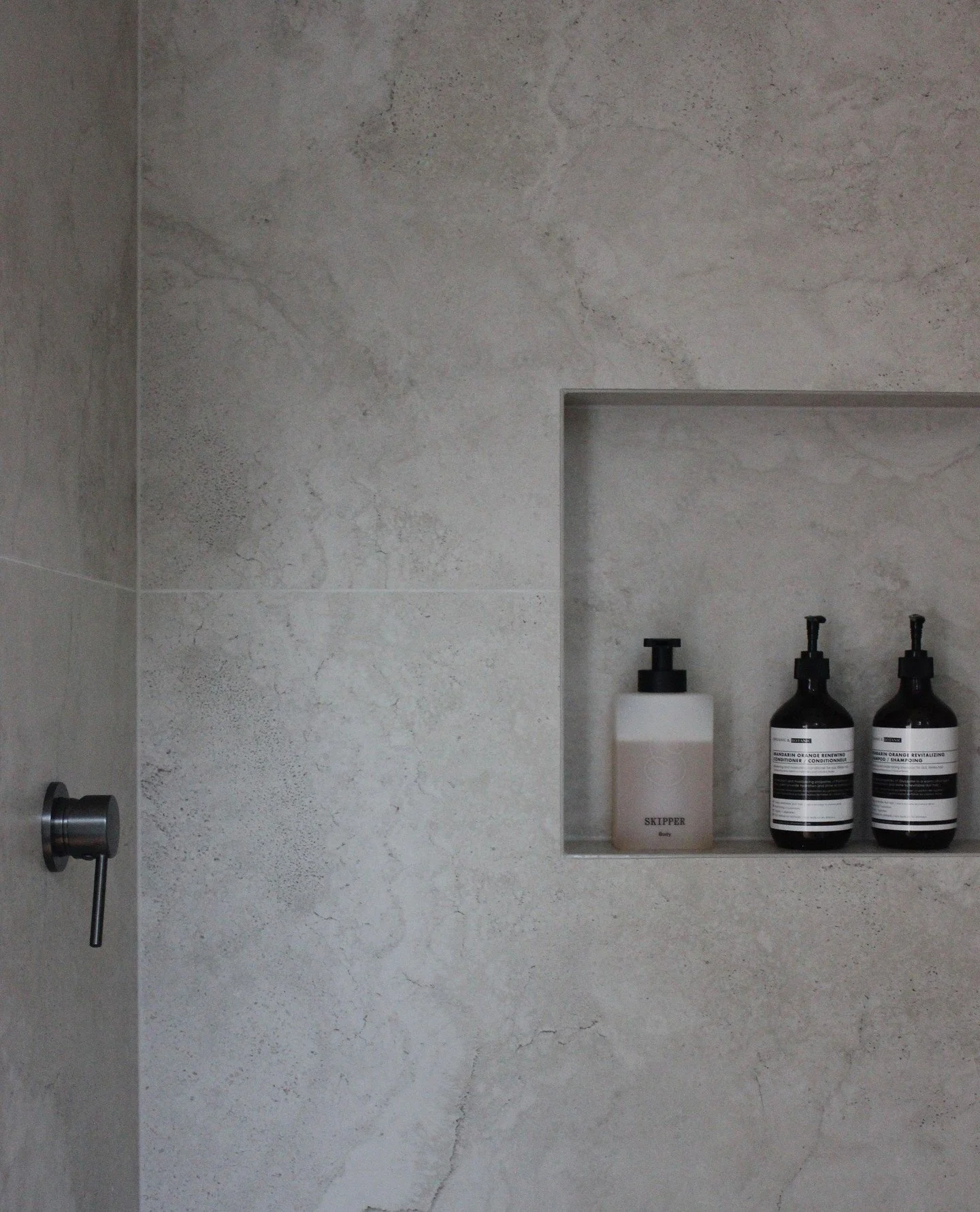 Obsessed with our bathroom details. 😍⁠
⁠
⁠
⁠
#tinyhome #cabin #visitvictoria #accommodation #airbnb #airbnbfinds #airbnbexperience #explorevictoria