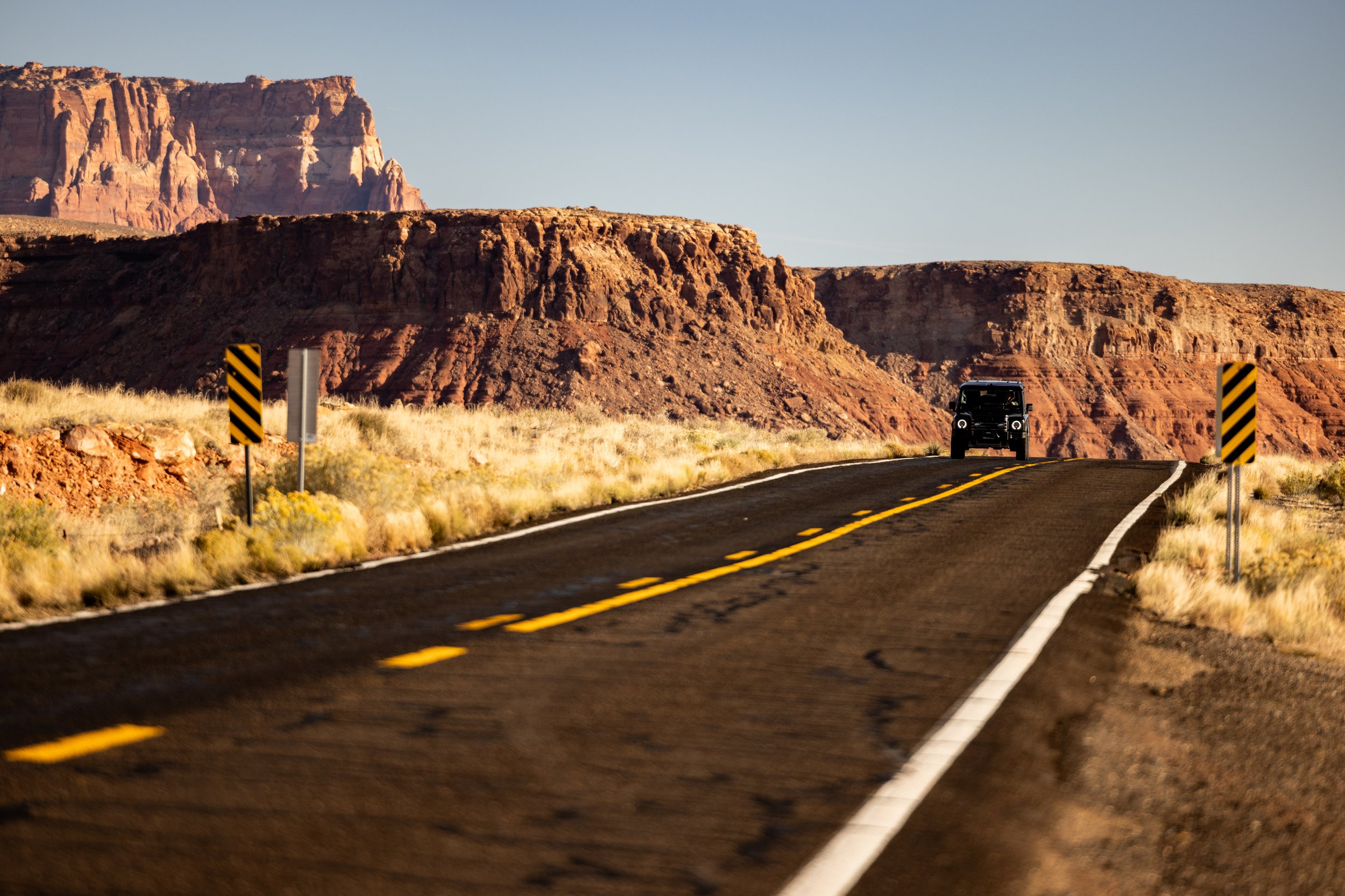 INIOS Grenadier surrounded by Vermillion Cliffs