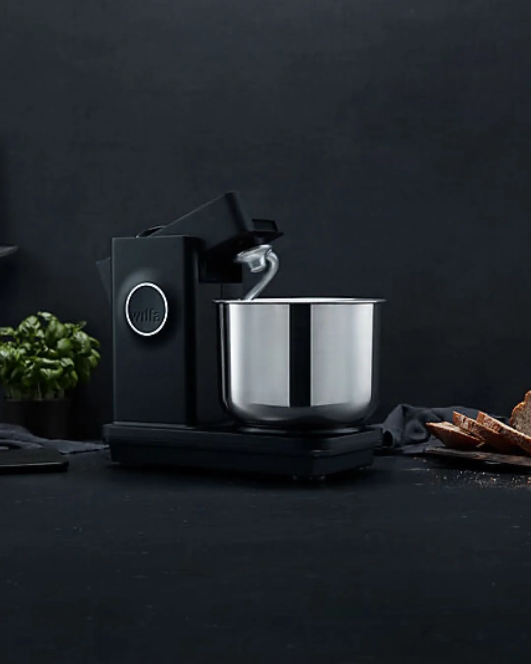 Black Month er i gang hos Jernia 🖤 Spar opptil 60% p&aring; kj&oslash;kkenutstyr, servise, verkt&oslash;y og mye mer! Medlemspriser gjelder t.o.m. 30. november.
#Jernia #BlackMonth #tilbud #smphandlelokalt #alesundstorsenter