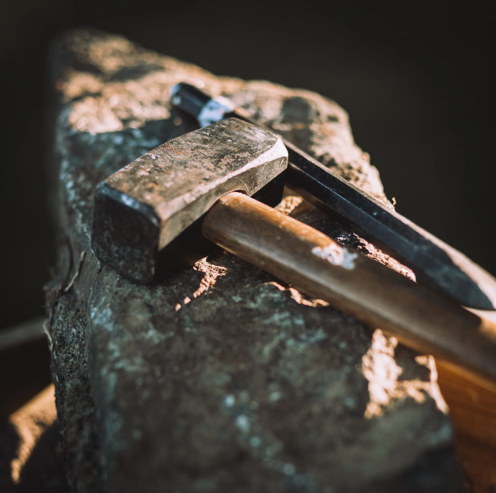 Nybörjarkurs - Lär dig hugga för hand!