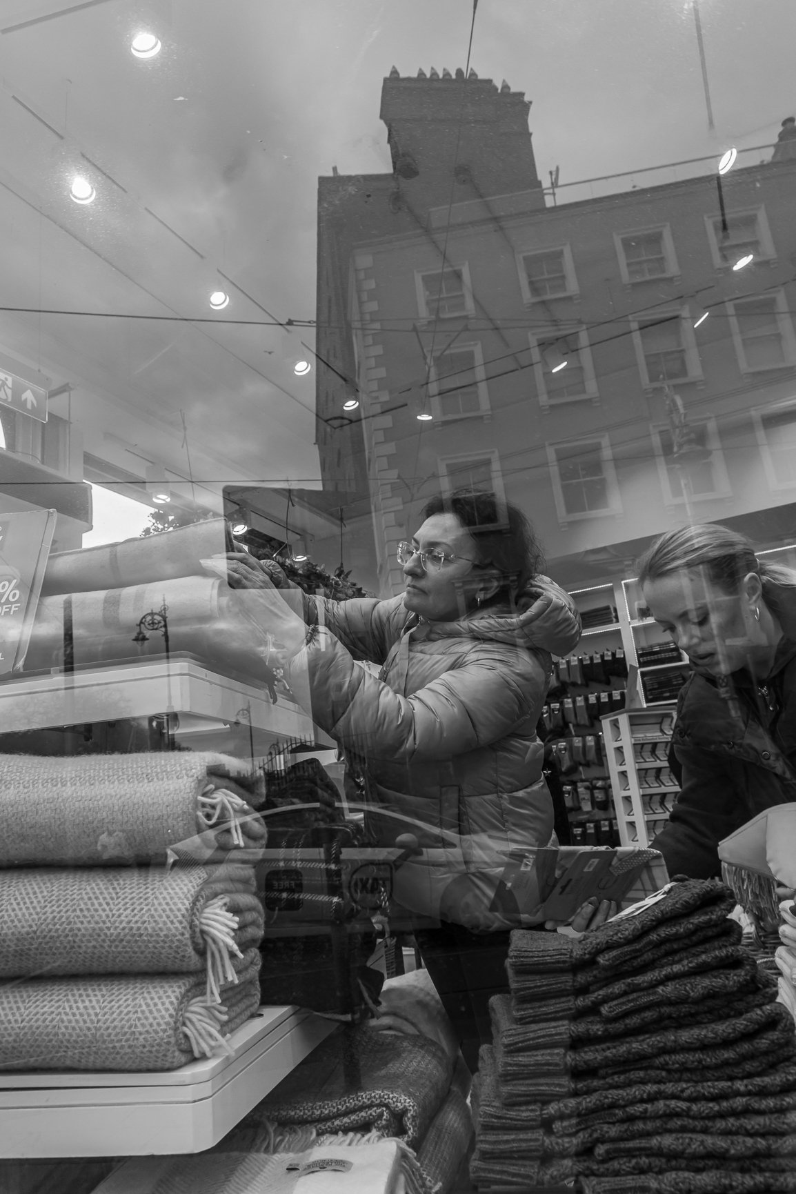 Window shopping-0609.jpg