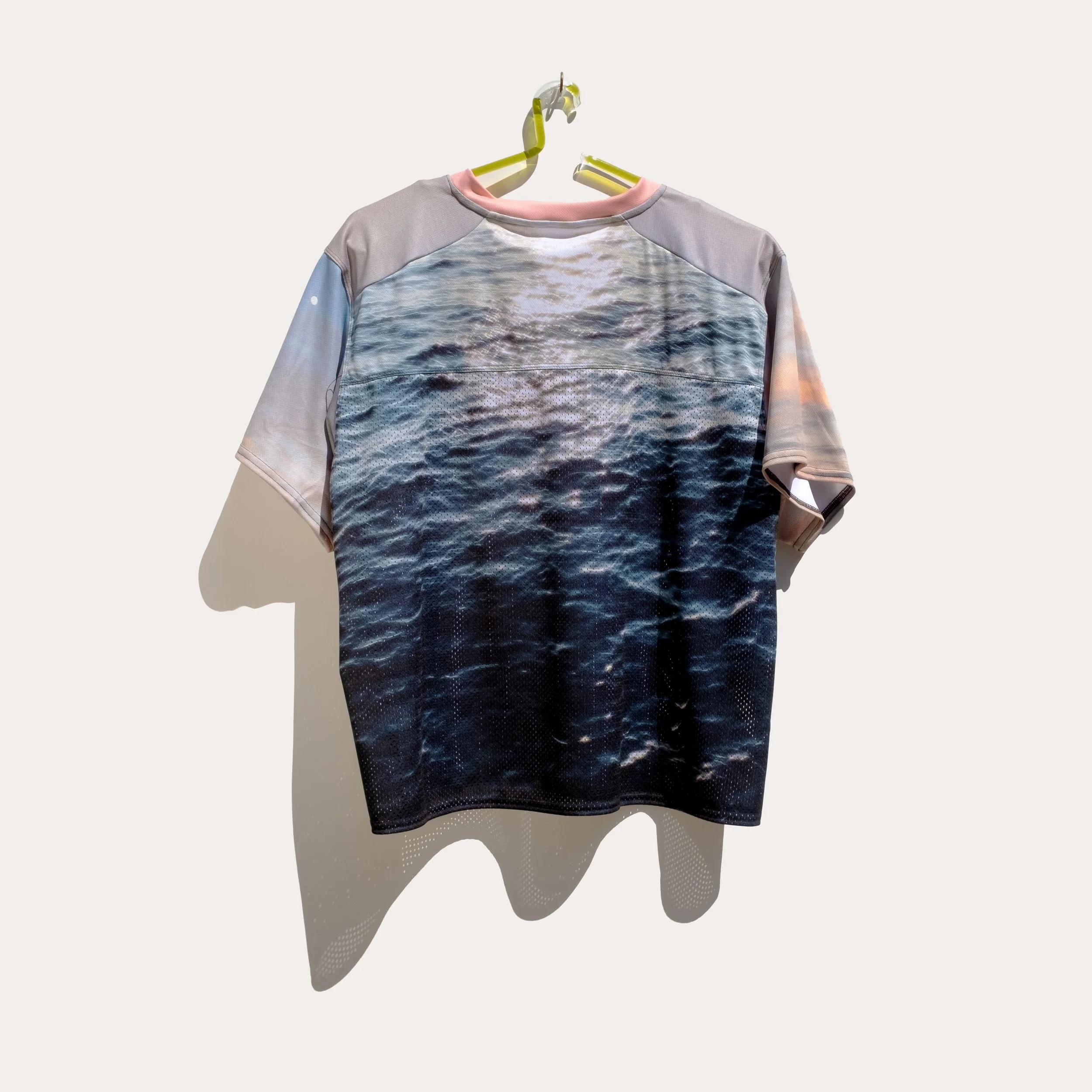 moon-phases_hanger_back.jpg