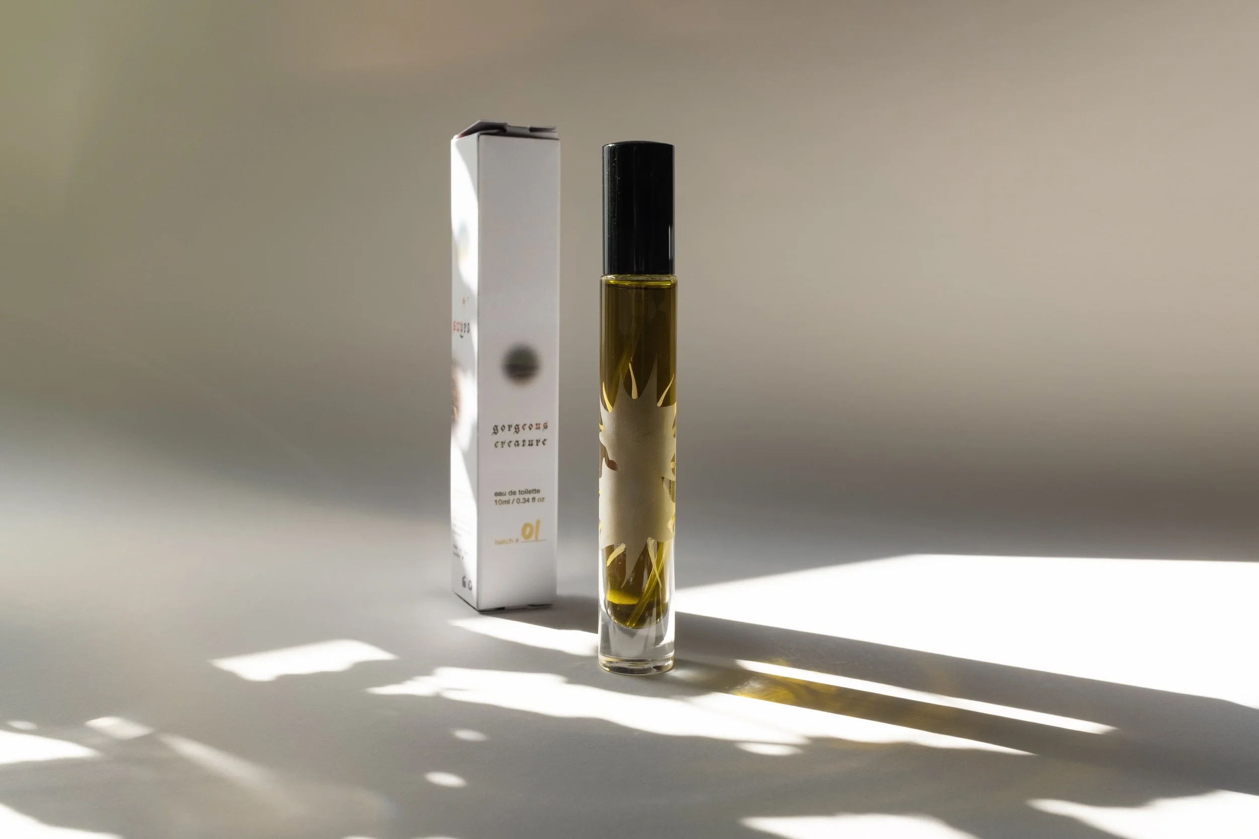 bottle-with-box_plain-bg.jpg