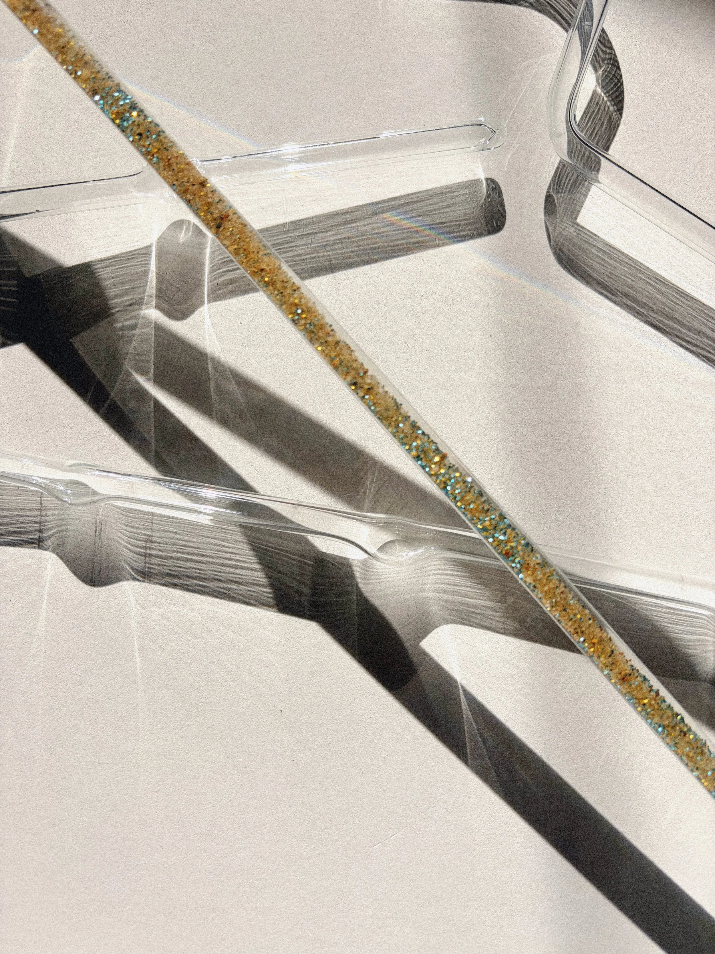 clear-hanger_detail.jpg