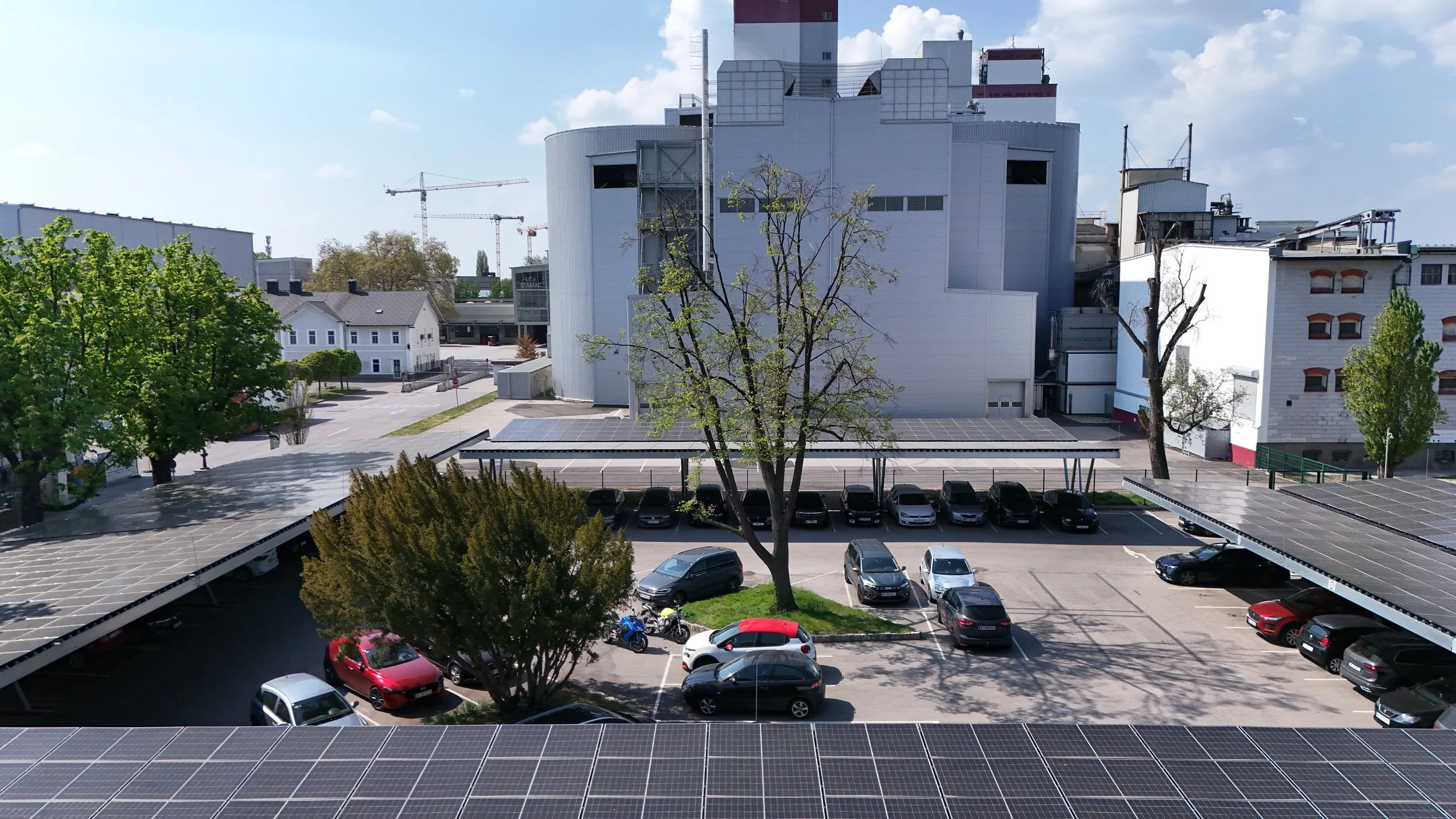 größtes Solarcarport Wien Austroport