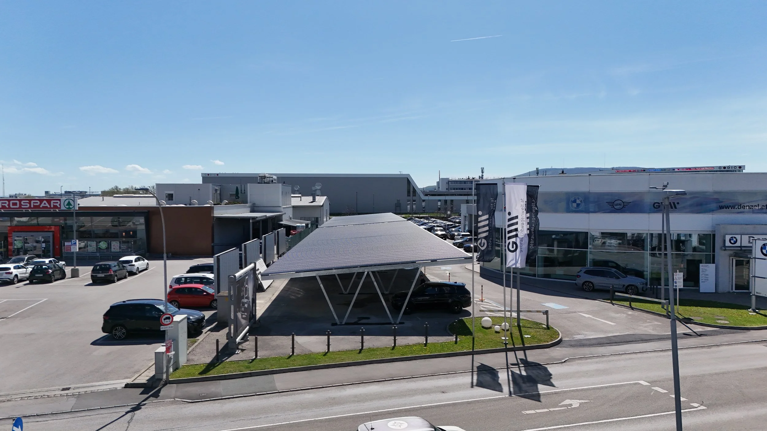 Carport für das Autohaus Denzel von Austroport