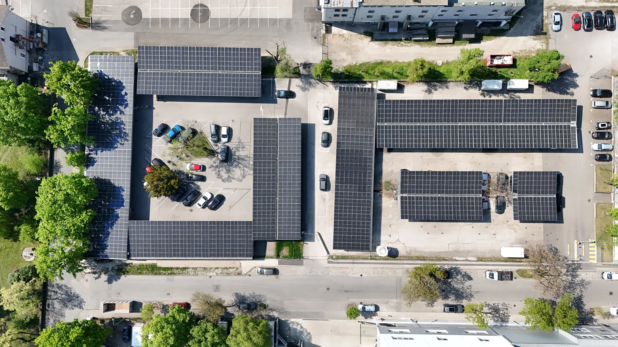 PV Carport Stamag - größtes PV Carport Wien