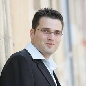 Ofer Yifrach Stav