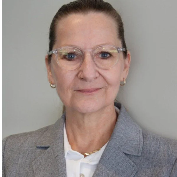 Lisa Hawkins