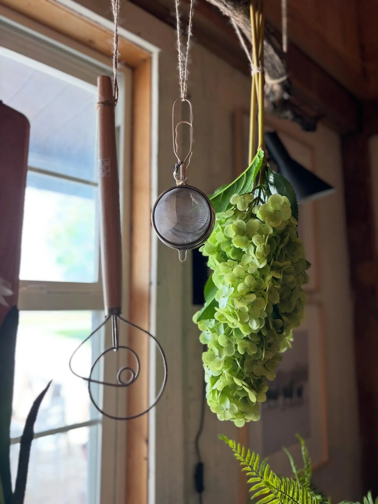 Clover Field Market, where you&rsquo;ll find things you didn&rsquo;t know you needed😊🛍️ #cloverfieldmarket #giftsforeveryone #modernkitchen #modernfarmhouse