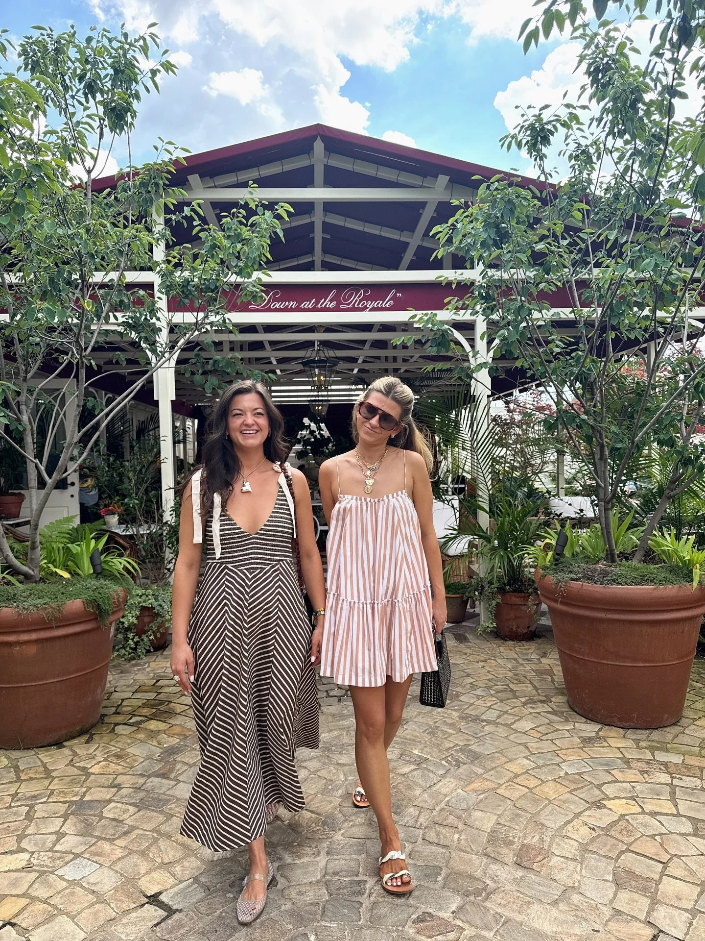 your GBG girls off duty but always glowing !! 

🤎 Gabby wearing our standard solution &amp; rinsing in 6 hrs 

🤎 Erika wearing our rapid solution &amp; rinsing in 2 hrs