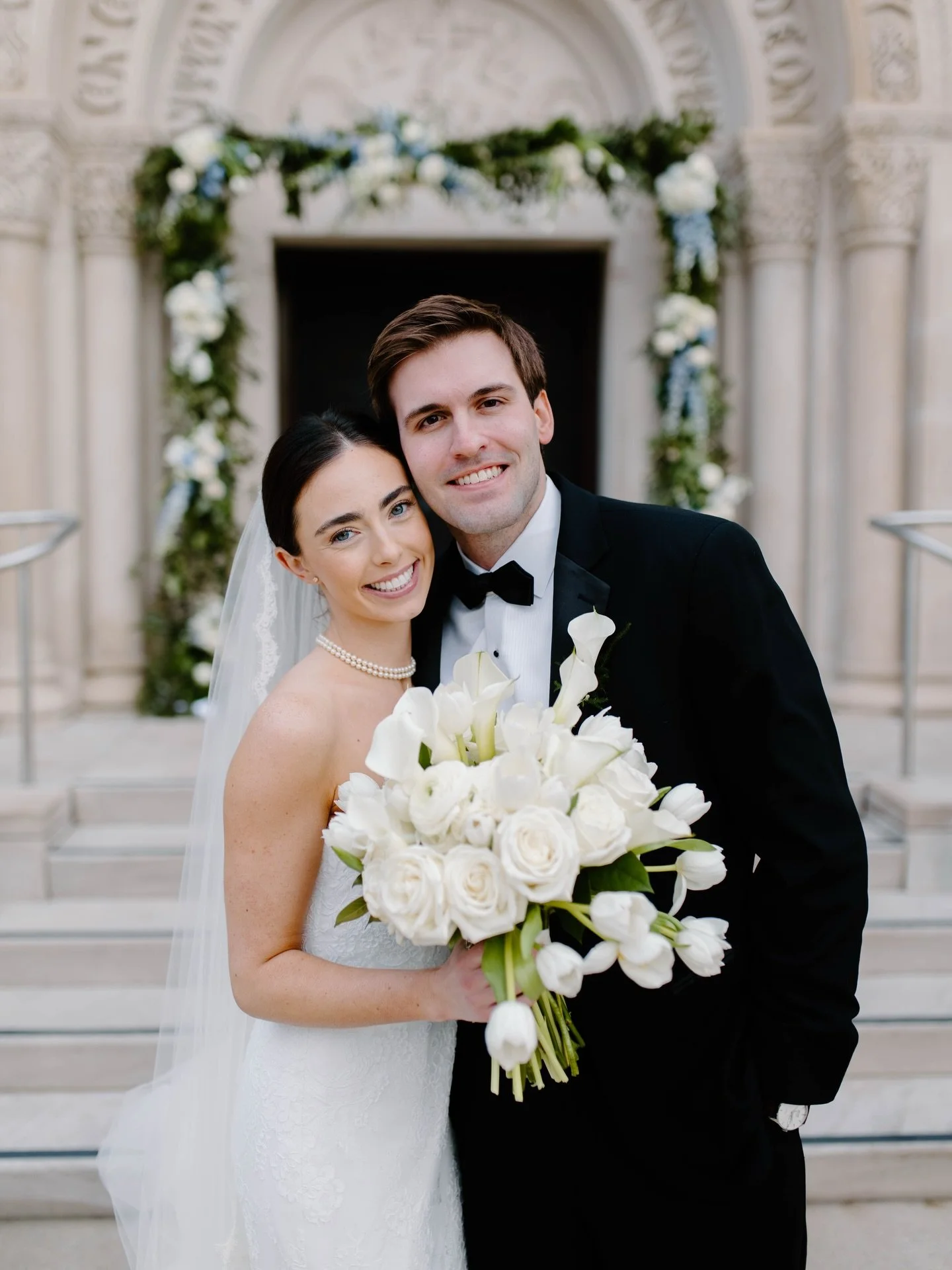 a happy monday post indeed!! 

beautiful Jamie in our clear solution !! perfect for a winter wedding glow 🤍