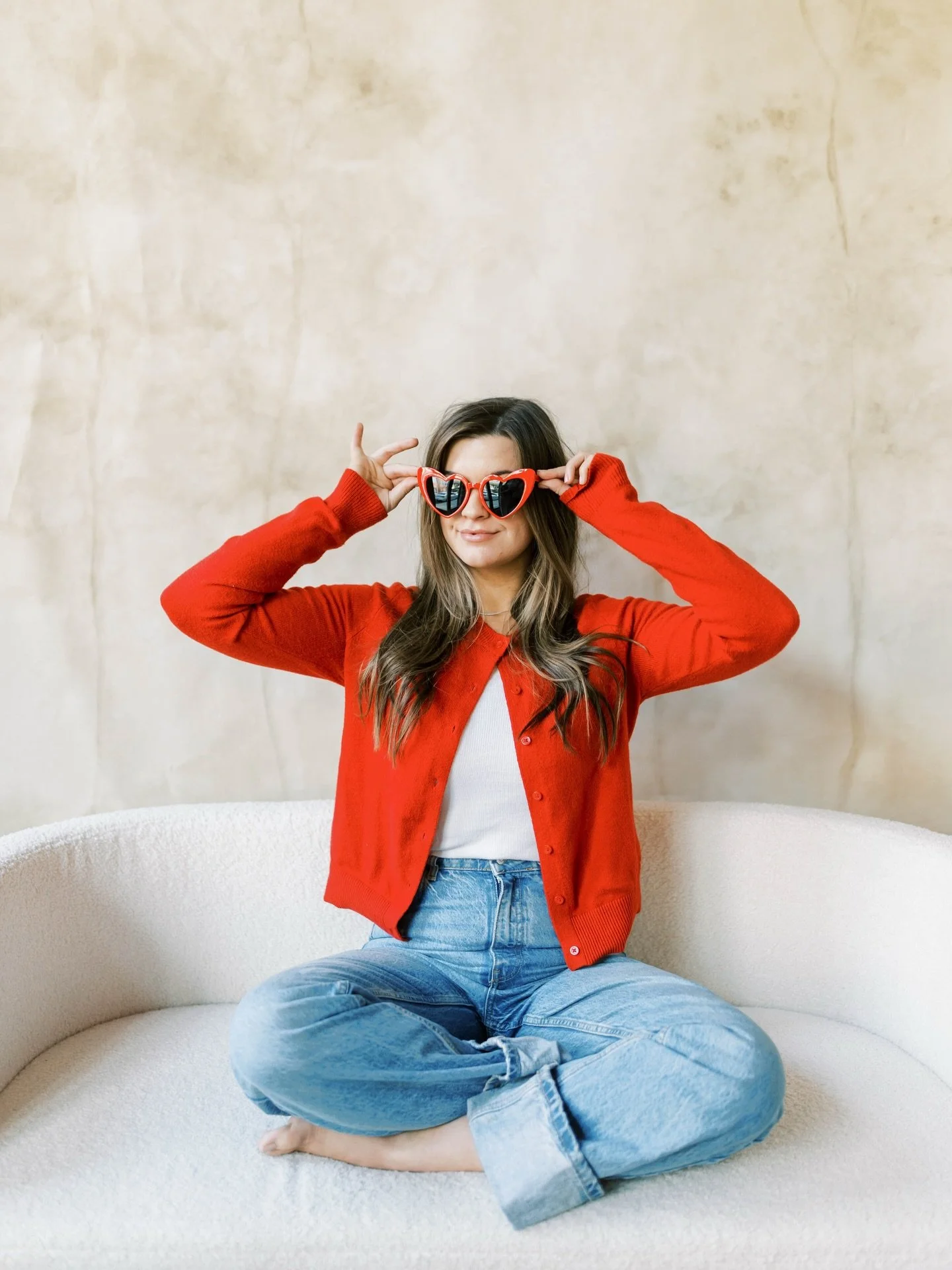 be mine?! 💌

&mdash;&mdash;let gbg be your valentine !!! come see us for a vday glow !! ❣️