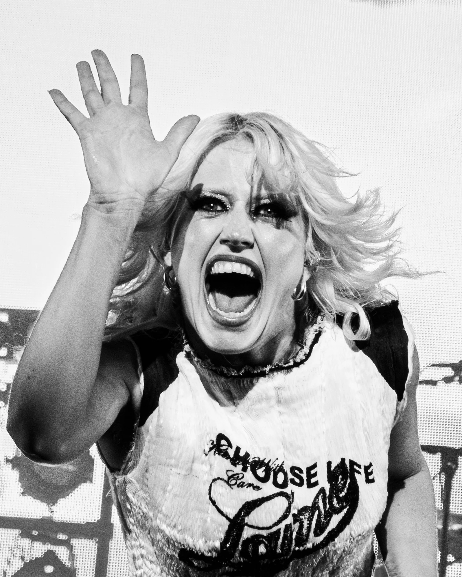 Amy Taylor, Amyl and The Sniffers, Manchester Victoria Warehouse, 2025