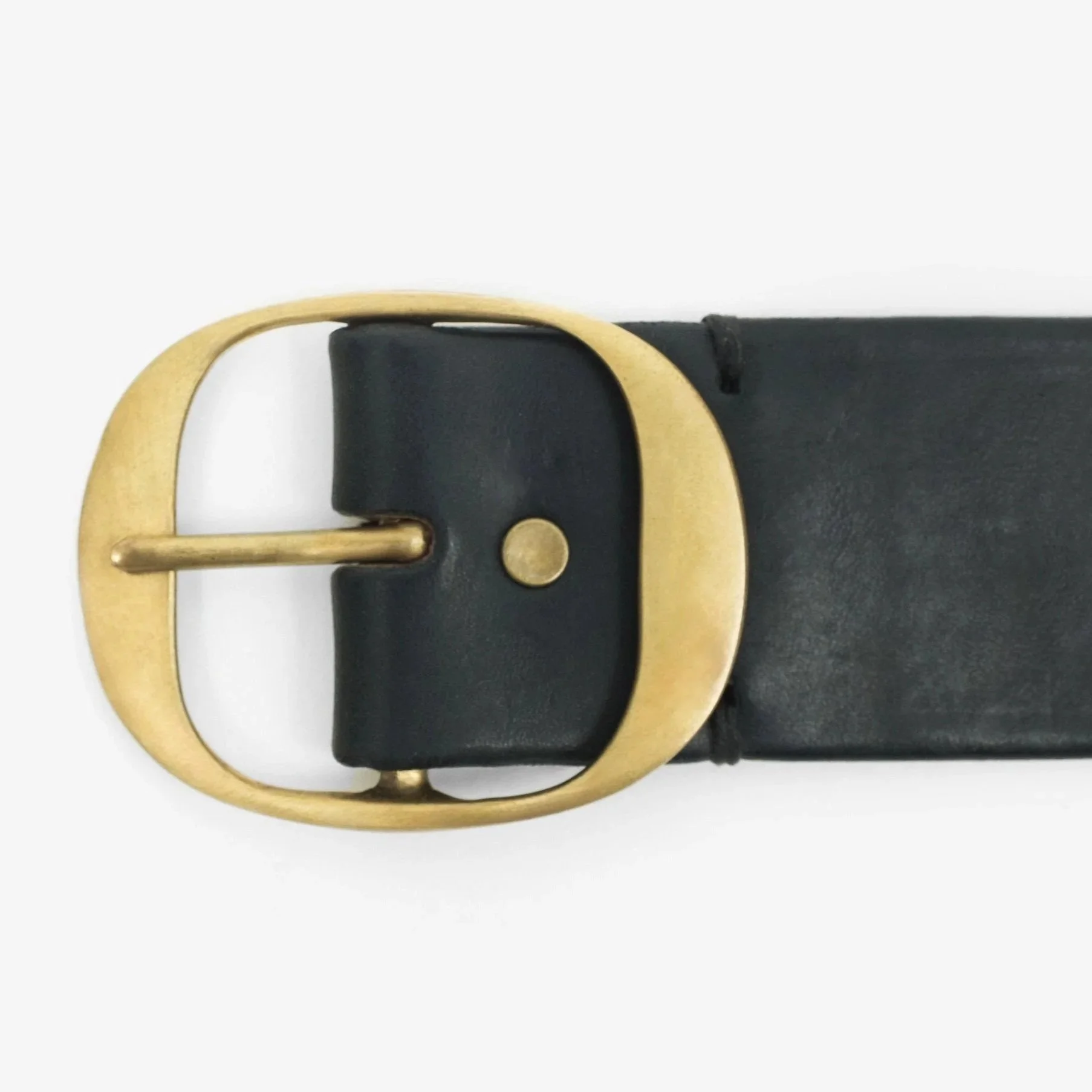 OvalBuckle1.5_Black_3-Recovered.jpg