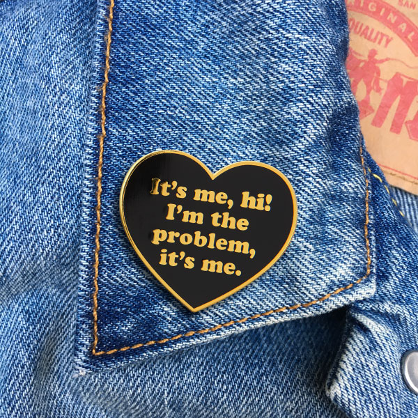 Taylor Swift Pin - It's Me, Hi! 2.png