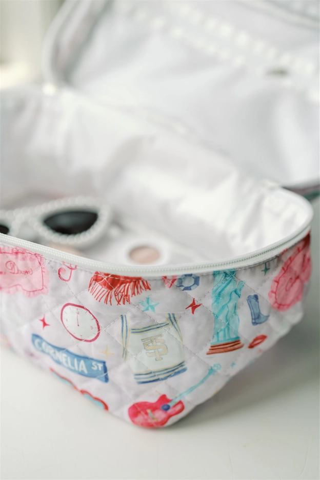 Taylor Swift Make Up Toiletry Bag 2.png