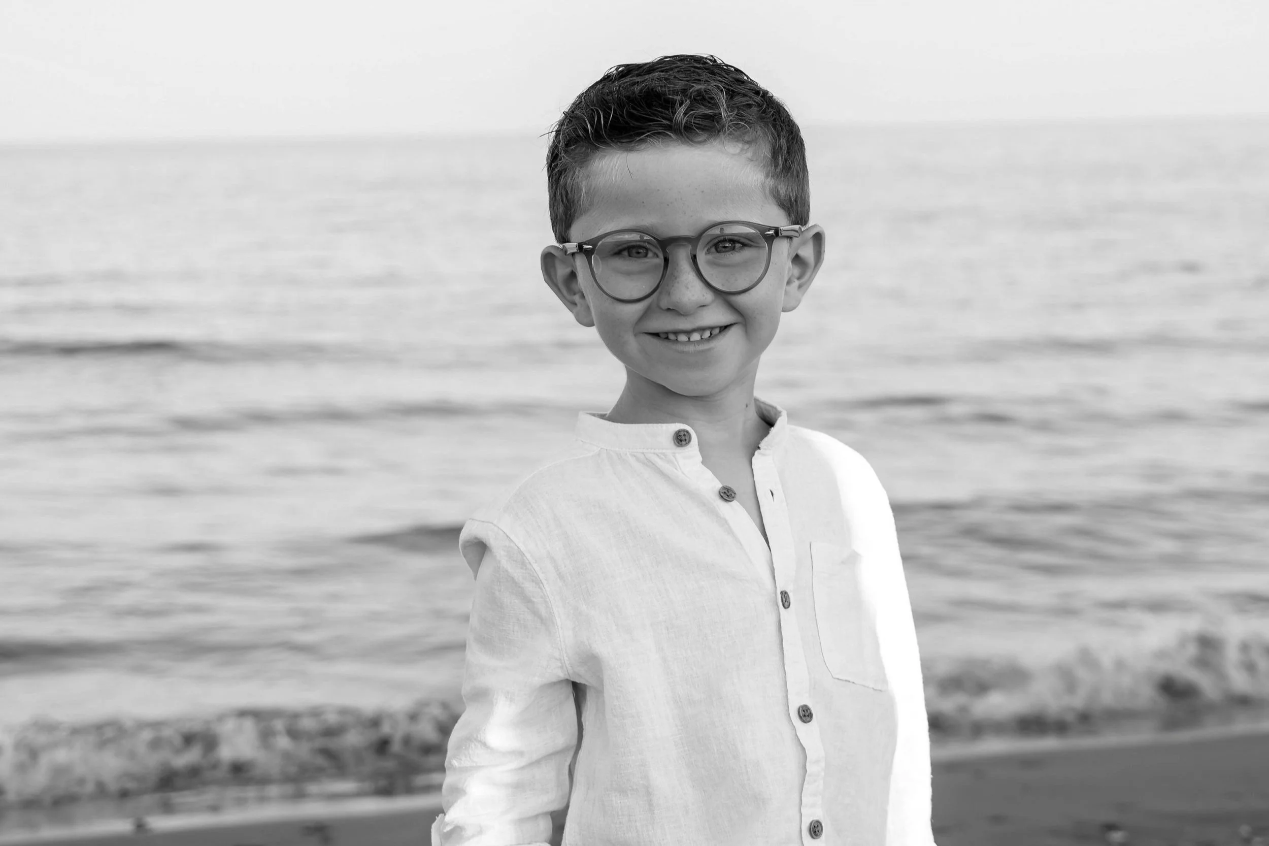 Séance Photo Enfants à Montpellier, Sète &amp; Cournonsec : Capturer la Magie de Leur Enfance