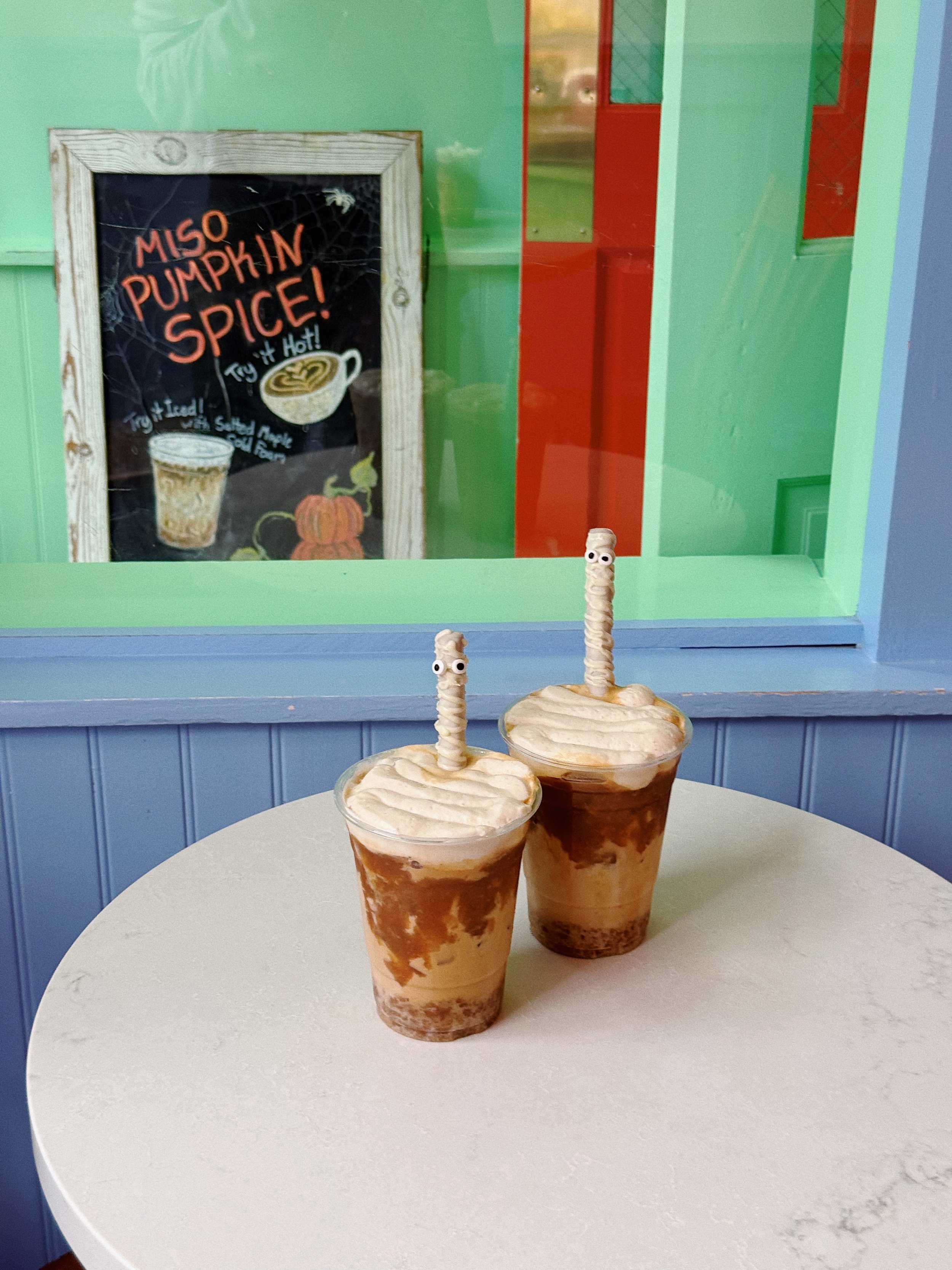 Special Lattes, Special Causes