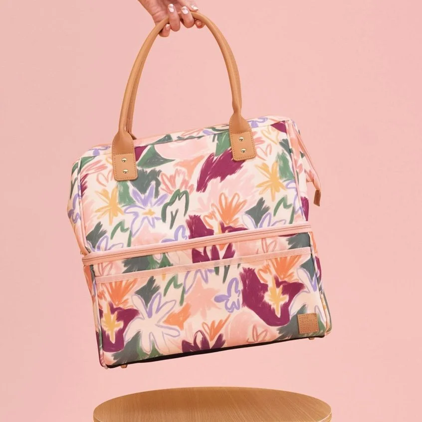 03KateAureliaStudio_SomewhereCoBag_MissMonet.jpg