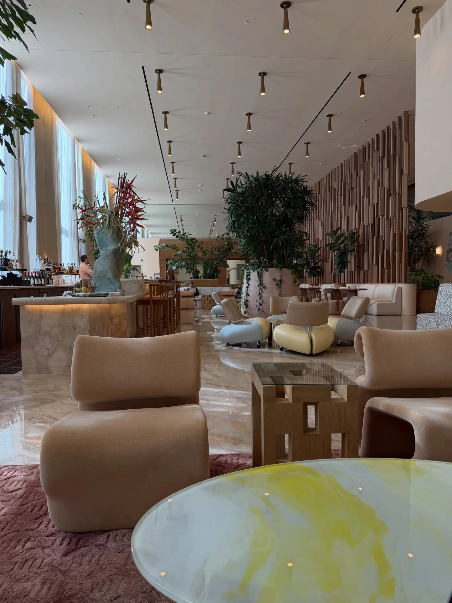 Vintage Art Deco Miami style meets the next generation. The Shelborne by Proper is our new favorite gem on Collin&rsquo;s Ave.
Reimagined with intention, highlights include: 
&bull; Sophisticated 1940 Art Deco-inspired interiors with a modern twist