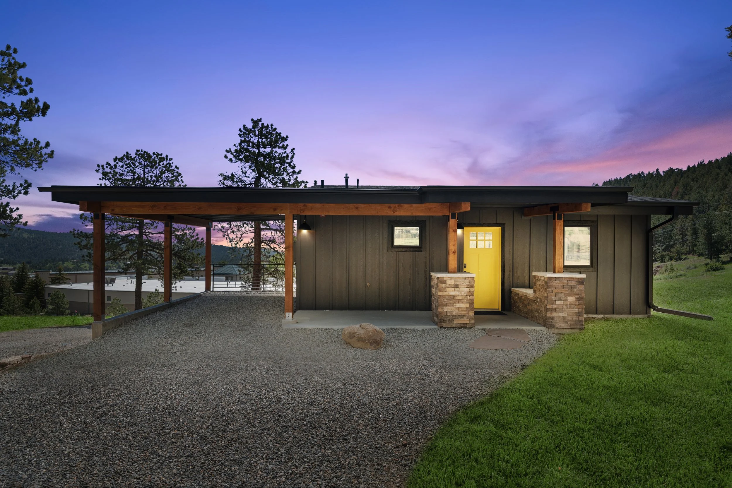 Exteriors-3195_Twilight.jpg