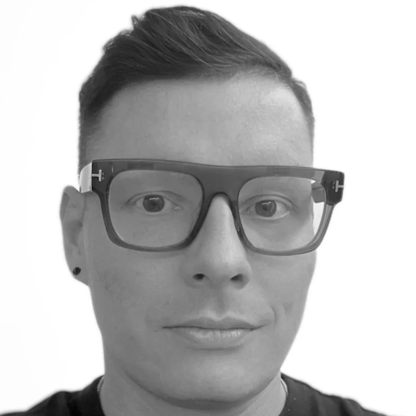 Robert Gatti full circle creative Footwear Design & CMF Strategy specialist