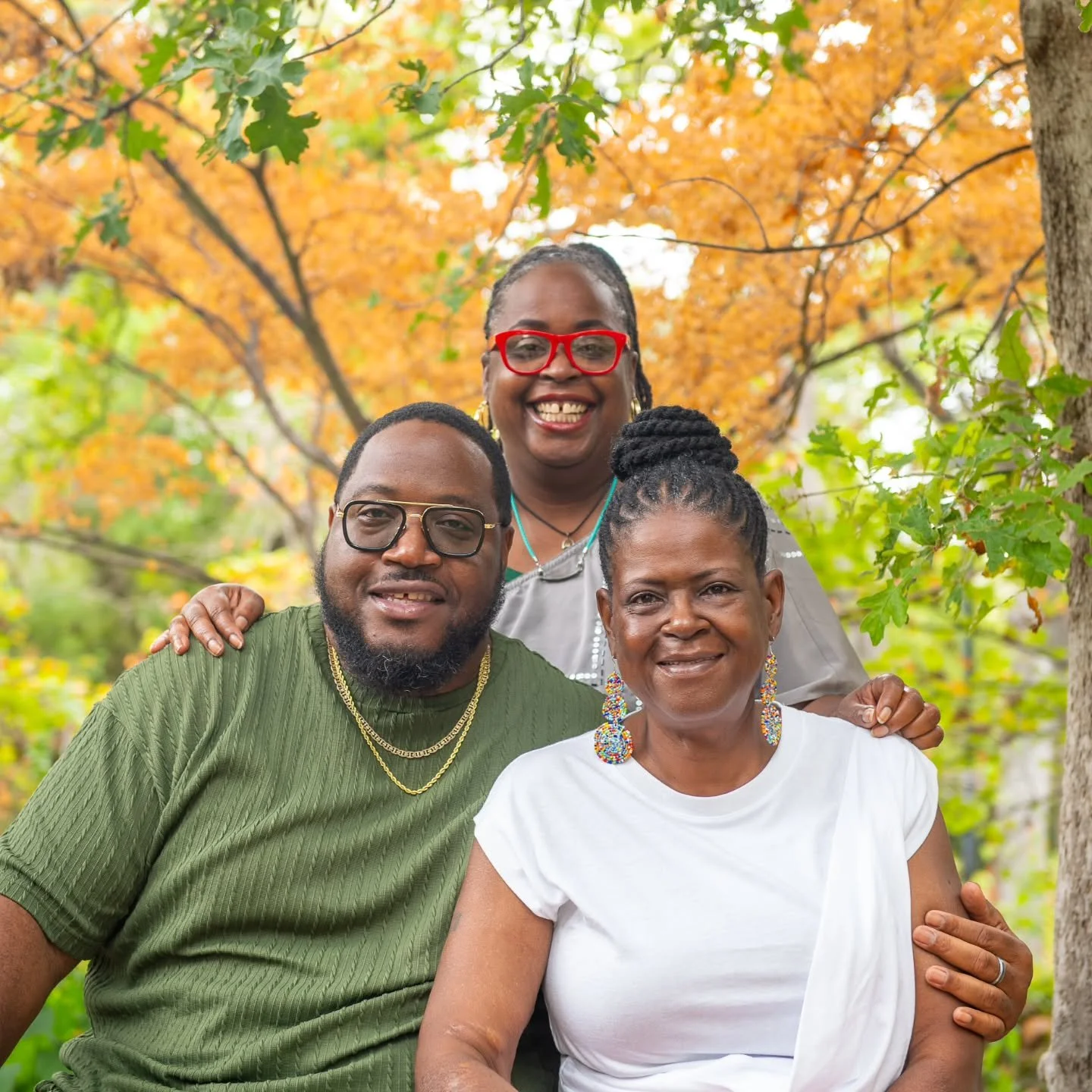 What are you most thankful for this holiday season? 

#familyportraits #dfwphotographer #dentonphotographer #BlackGirlinMedia