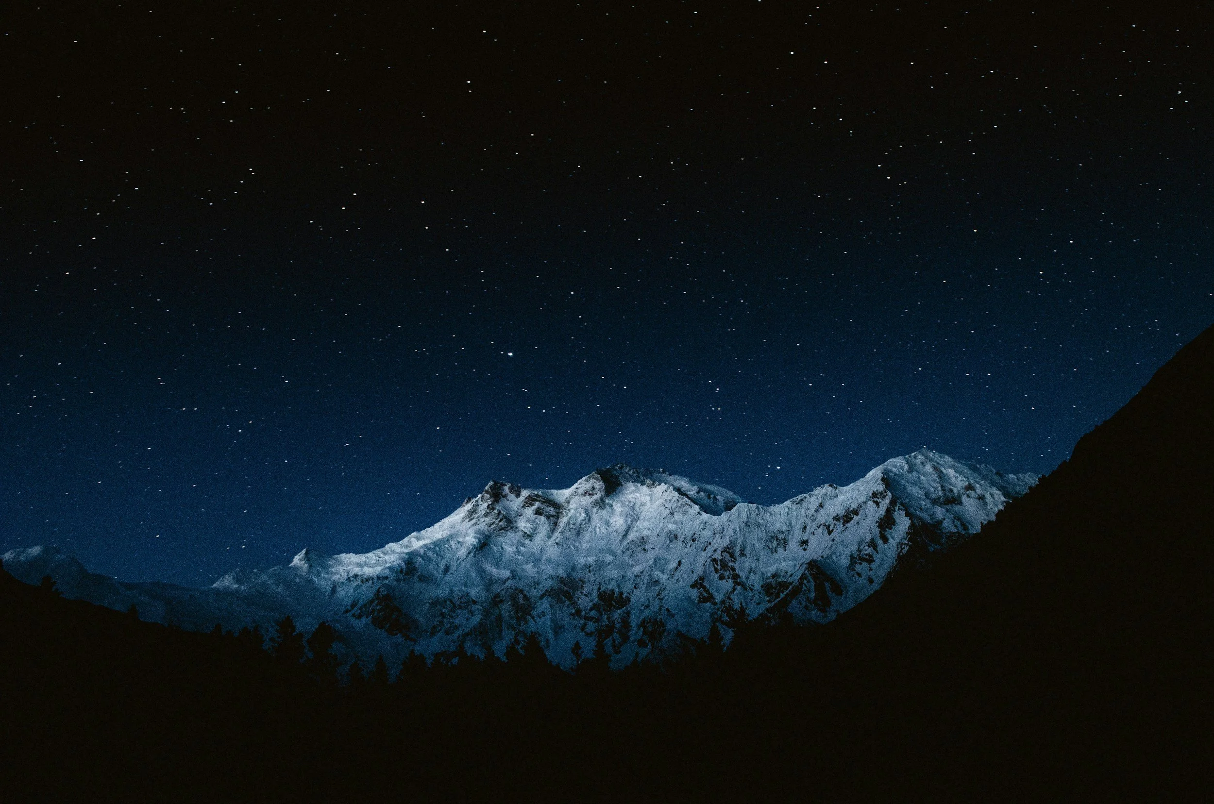 the starry sky symbolizing an unlimited potential of therapy