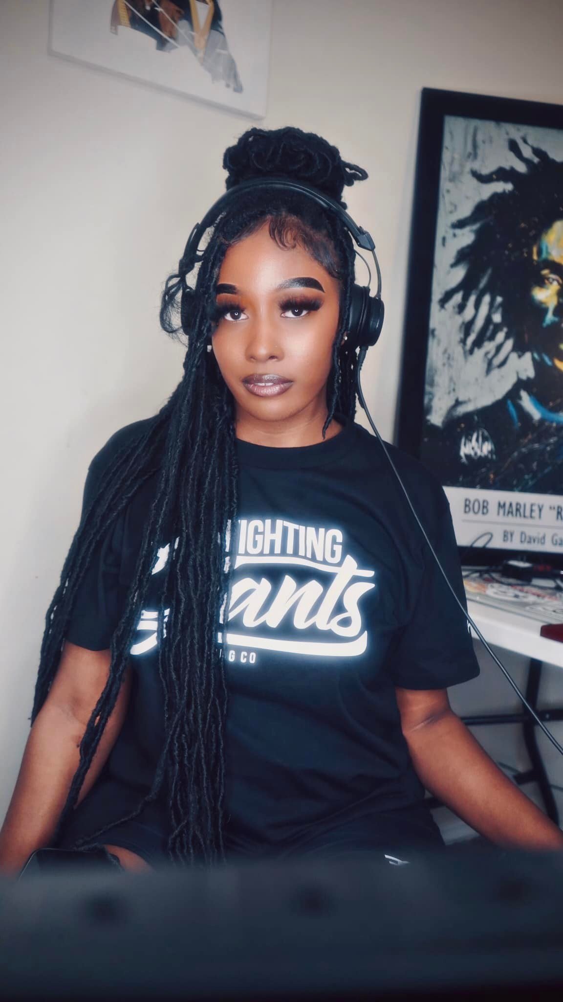 niki-blk-og-wmnz-tee2.jpeg