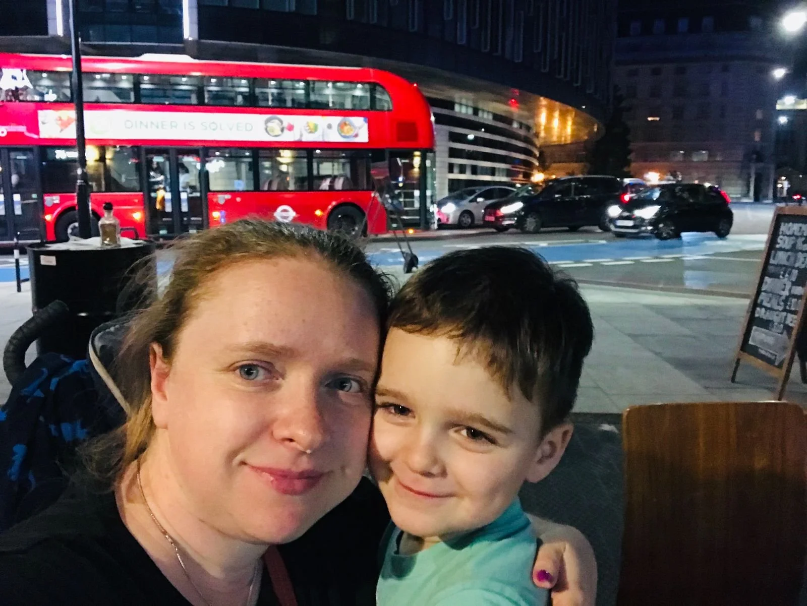 Multigenerational families enjoying a school-break trip combining palaces, afternoon tea, ice skating, and family-friendly attractions.