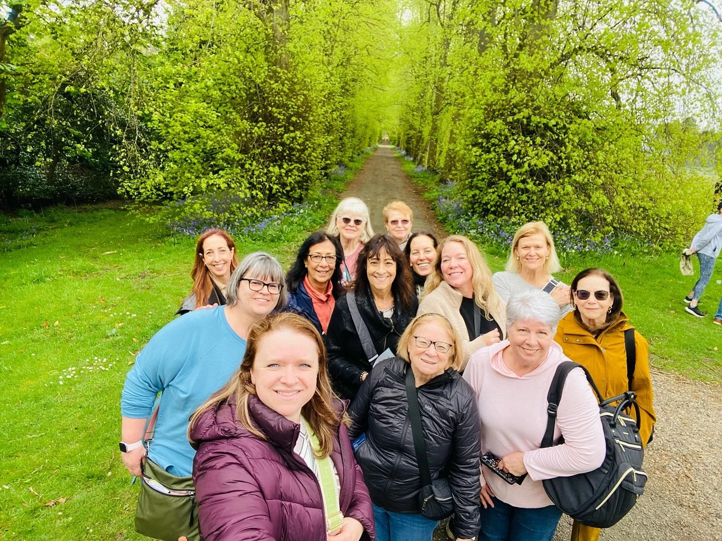 🚨LAST CHANCE!🚨
Calling all castle dreamers and garden lovers 🌿👑
Ready to wander through ancient ruins, sip tea in storybook villages, and actually stop to smell the roses? 🌹✨

I&rsquo;m heading to the UK in 2026 for a women-only Castles &amp; Ga